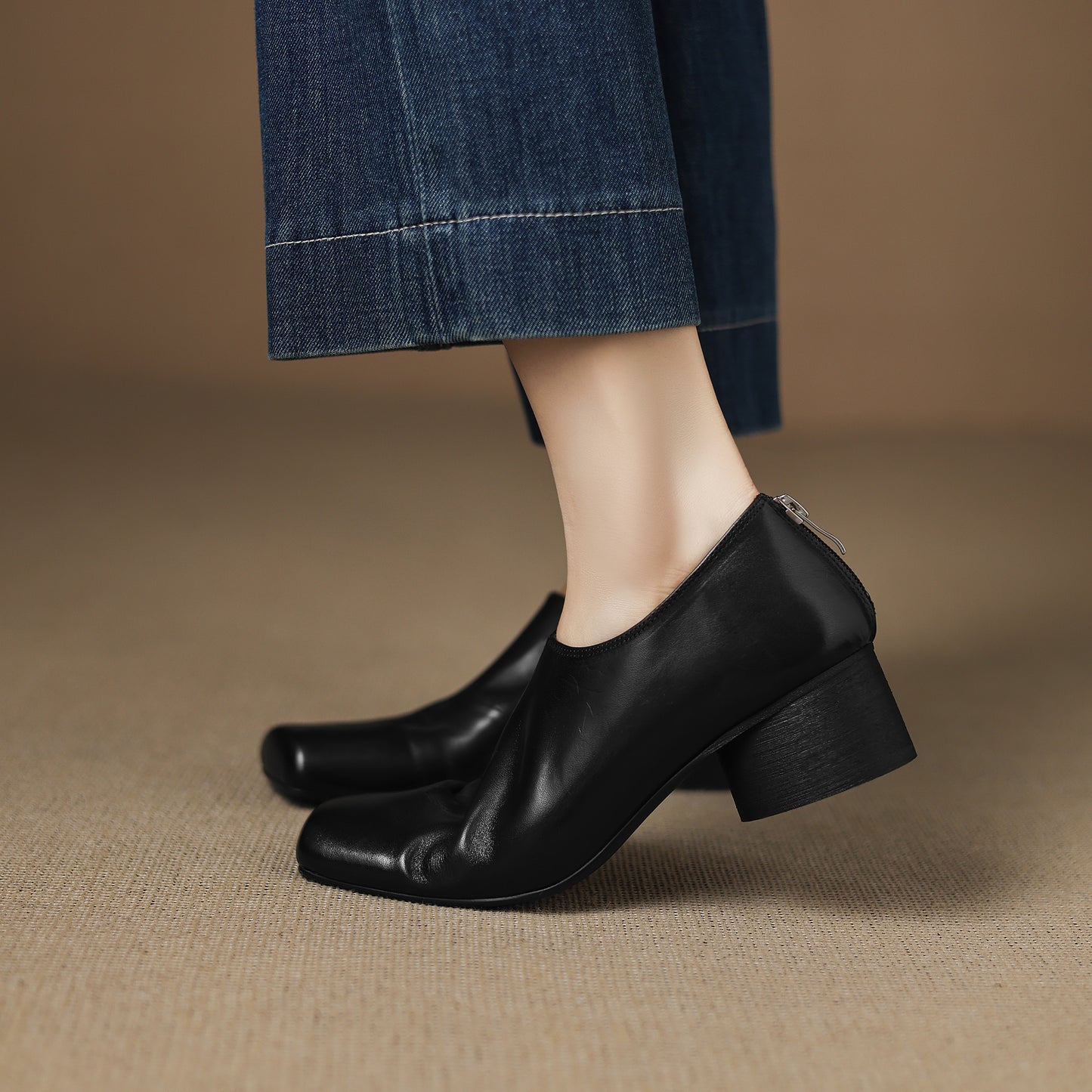 TinaCus Women's Oxford Pumps Handmade Genuine Leather Square Toe Back Zipper Office Business Shoes