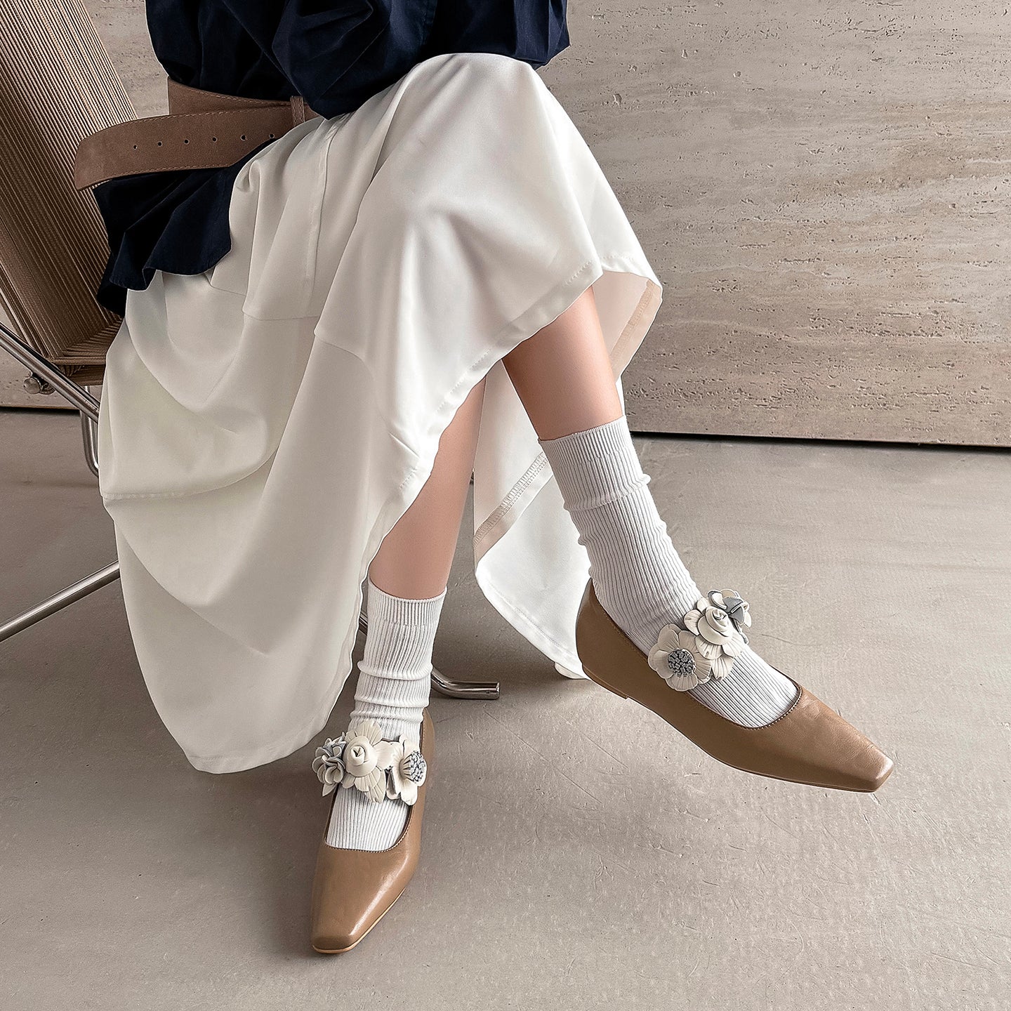 TinaCus Women's Leather Ballet Shoes Handmade Square Toe Flowers Slip On Pumps Casual Dress Party