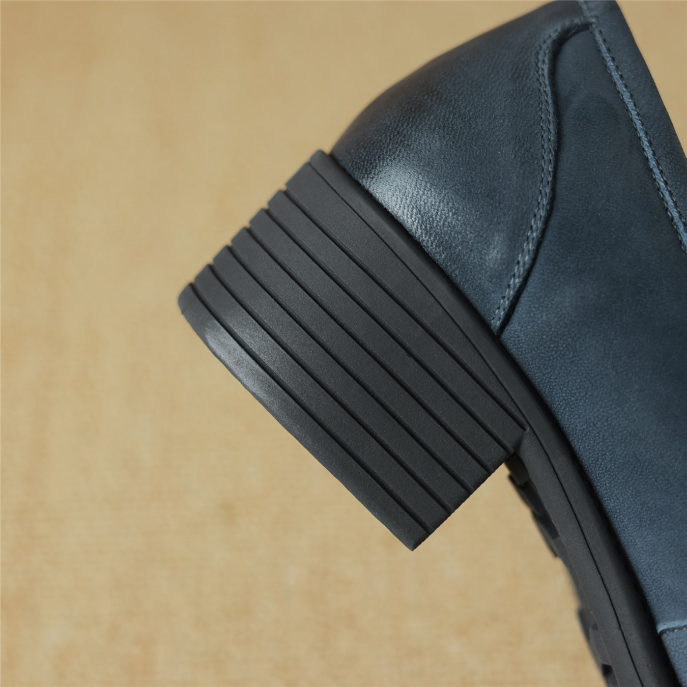 TinaCus Women's Handmade Genuine Leather Chunky Heel  Pumps