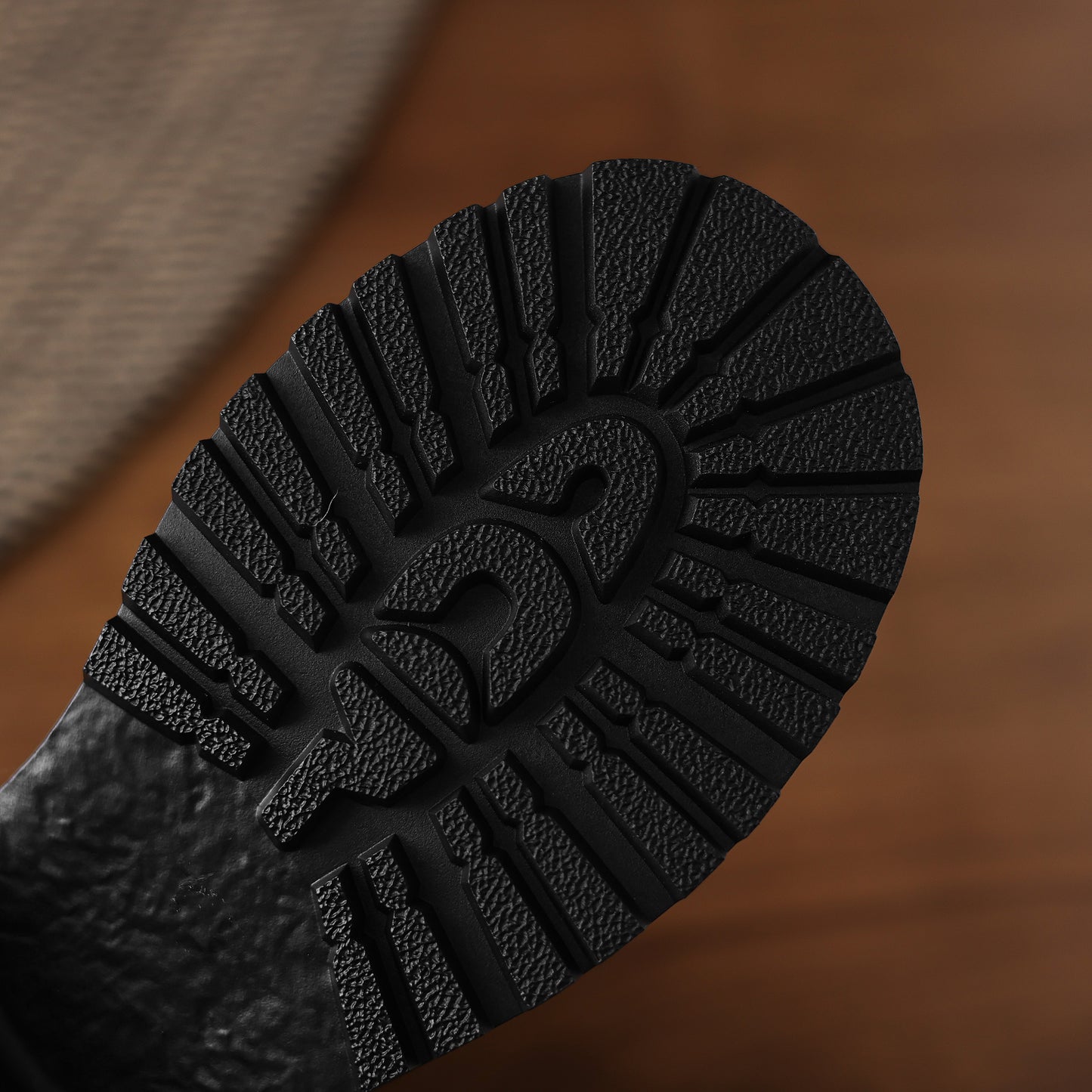 TinaCus Women's Platform Chic Ankle Boots Genuine Leather Handmade Round Toe Zip up Booties