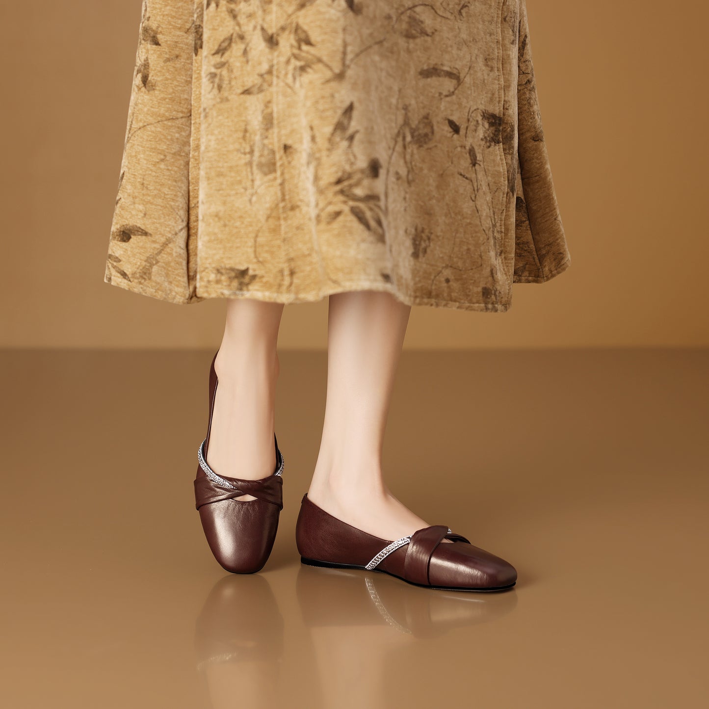 TinaCus Women's Handmade Genuine Leather Round Toe Comfortable Slip On Flats