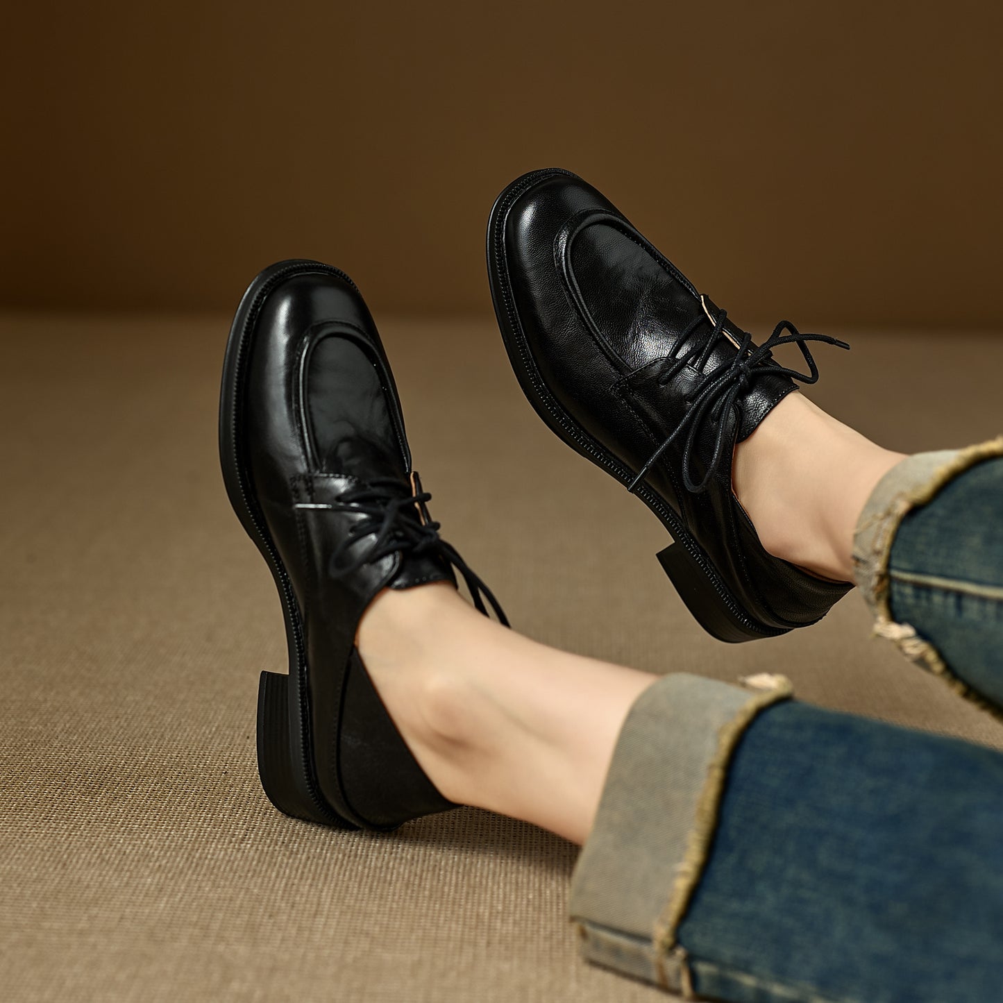 TinaCus Women's Wingtip Oxfords Handmade Genuine Leather Round Toe Lace-up Chunky Heel Casual Shoes