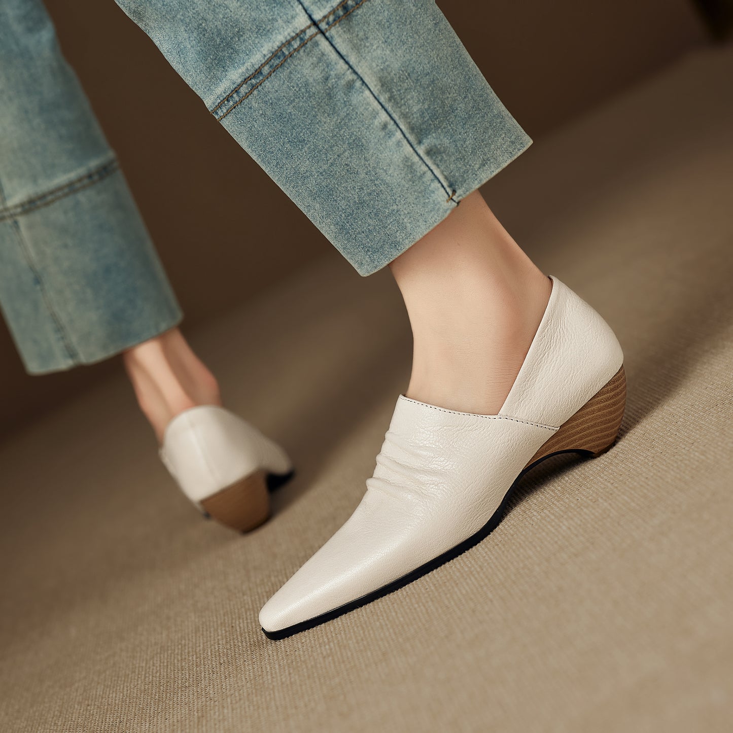 TinaCus Women's Slip-on Pumps Handmade Genuine Leather Pointed Toe Chunky Heel Casual Shoes