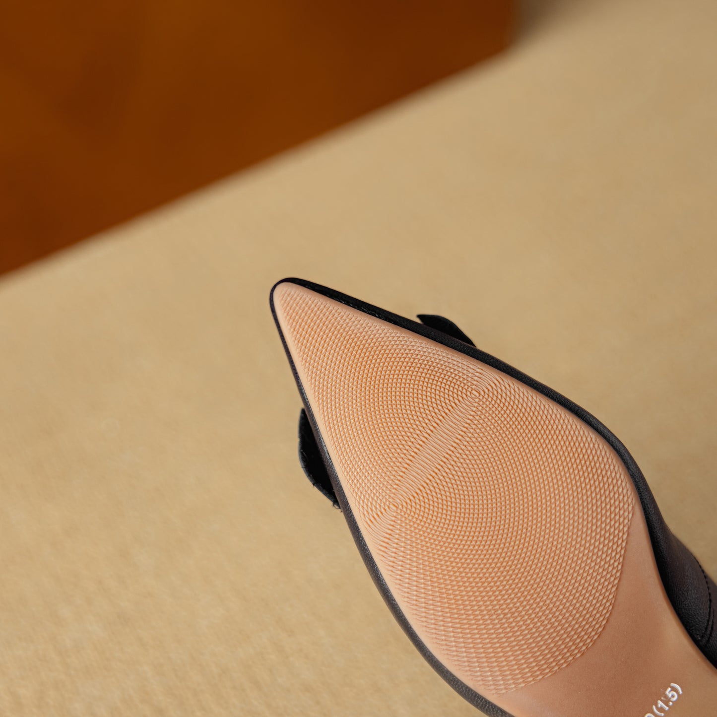 TinaCus Women's Pointed Toe Genuine Leather Handmade Low Heels Slip on Chic Pumps Shoes