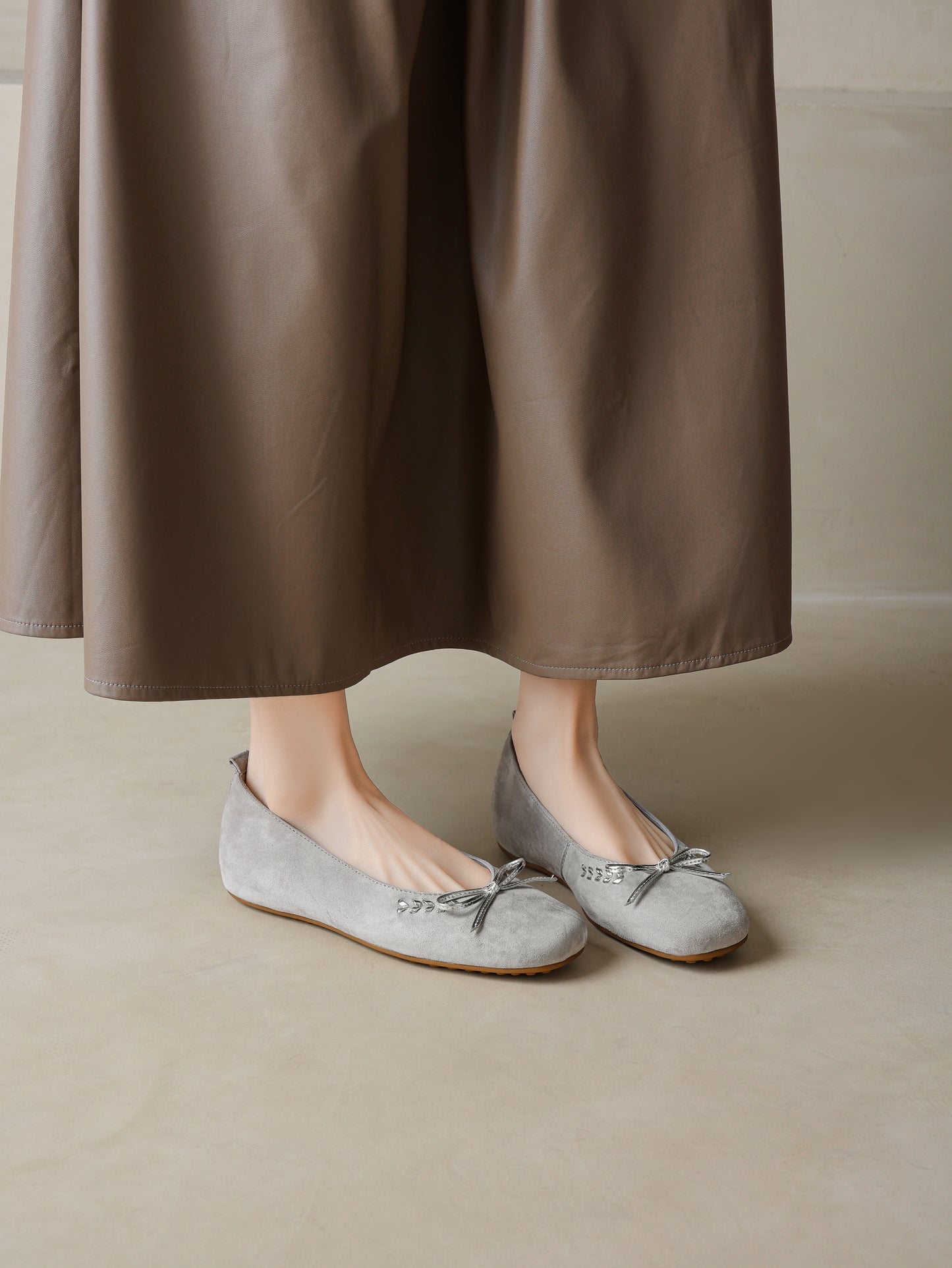 TinaCus Women's Ballet Flats Suede Leather Handmade Square Toe Slip On Casual Comfortable Shoes Dress Daily