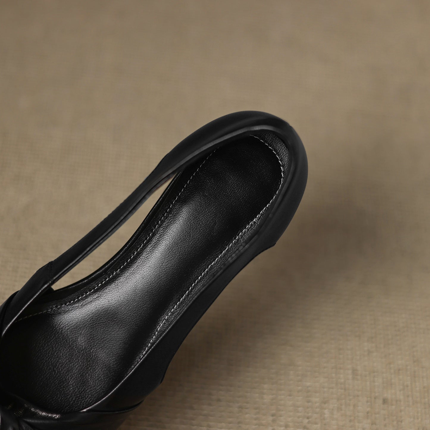 TinaCus Women's Cap Toe Genuine Leather Handmade Knot Low Chunky Heels Sandals Pumps Shoes