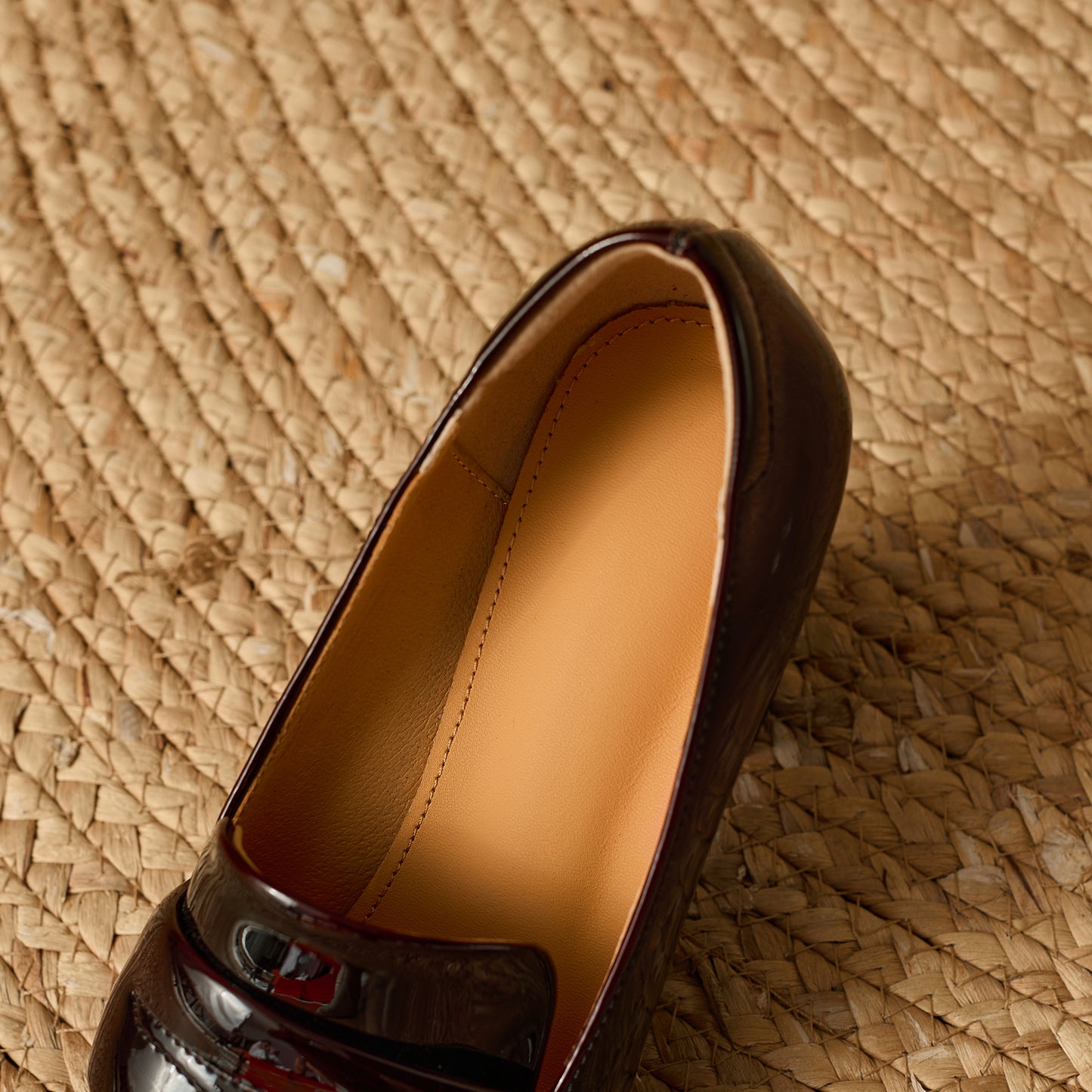 TinaCus Glossy Genuine Leather Women's Pointed Toe High Chunky Heels Slip on Pumps Shoes