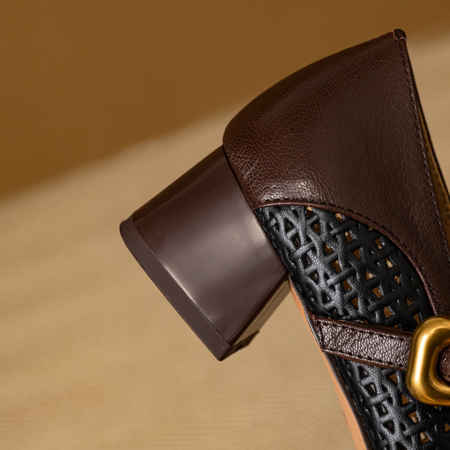 TinaCus Women's Square Toe Genuine Leather with Holes Low Chunky Heels Handmade Mary Jane Shoes