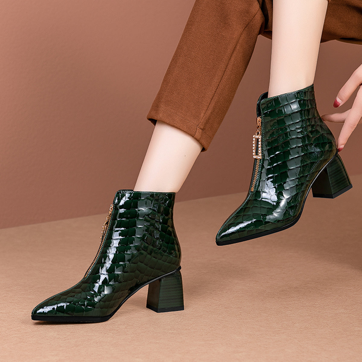 TinaCus Patent Leather Women's Handmade Pointed Toe Chunky Heel Stylish Front Zipper Plus-Size Ankle Booties