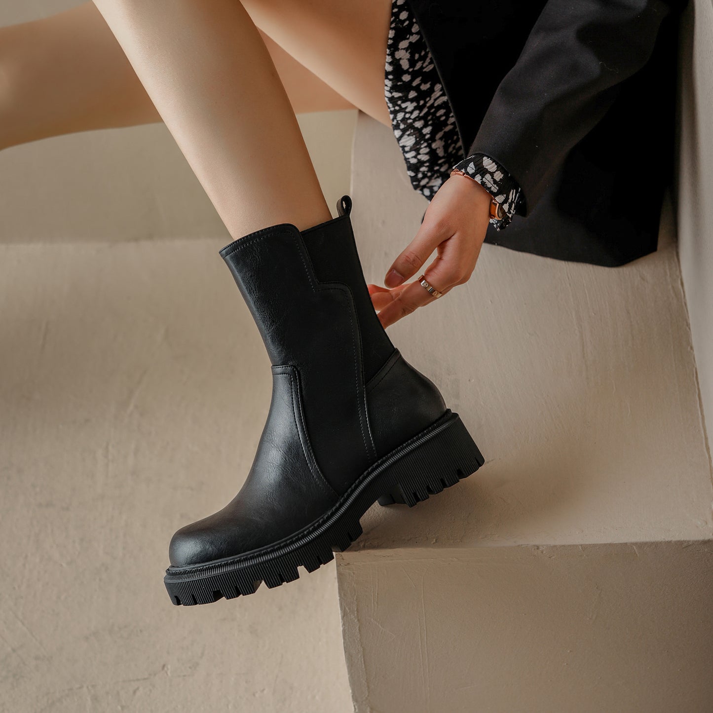 TinaCus Women's Genuine Leather Handmade Round Toe Side Zip Up Mid Block Heel Mid Calf Boots