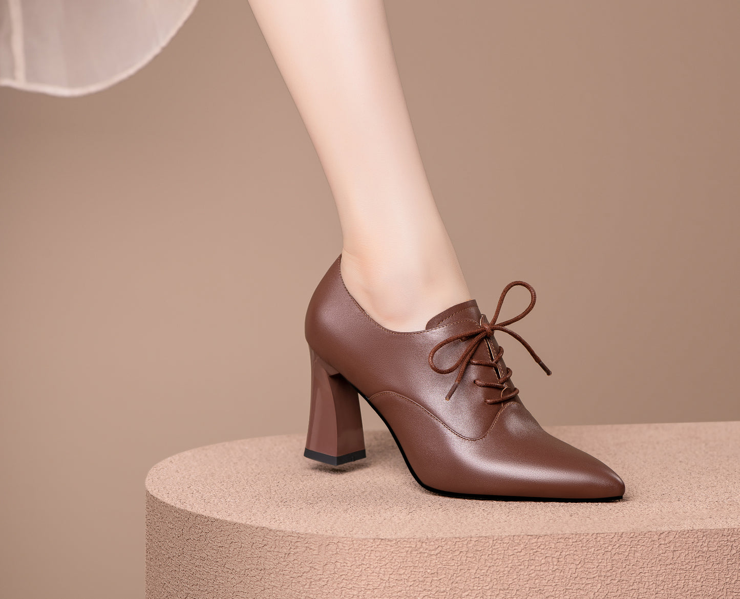 TinaCus Women's Genuine Leather Handmade Pointed Toe High Chunky Heel Lace Up Stylish Oxford Pumps