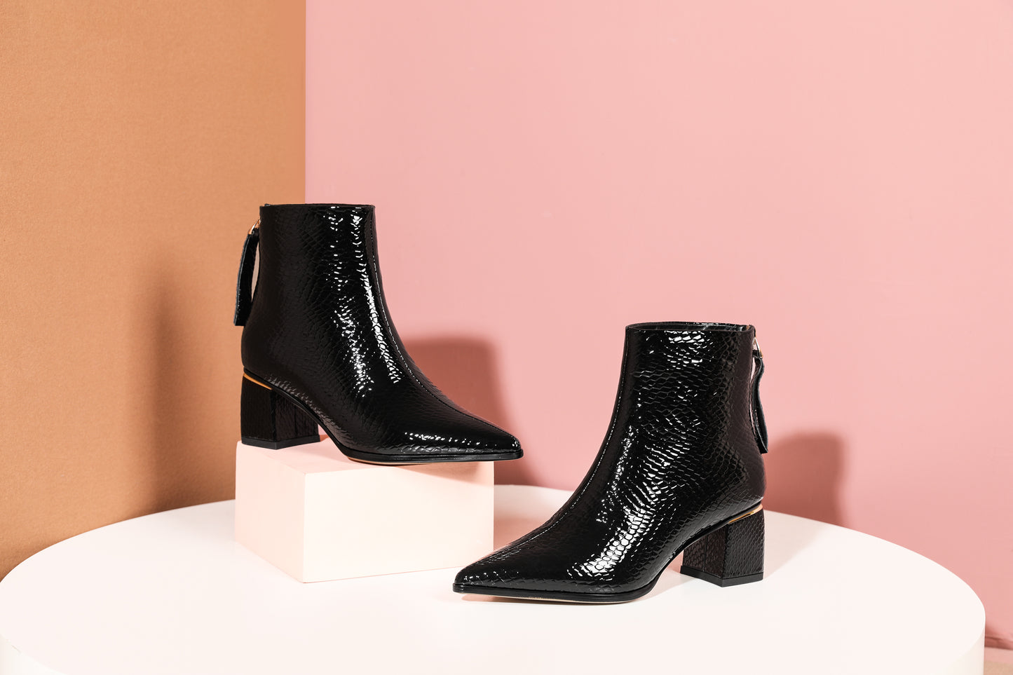 TinaCus Damen-Stiefeletten aus echtem Leder, handgefertigt, spitze Zehenpartie, moderner Reißverschluss, mittelhoher Blockabsatz, klassischer Stil