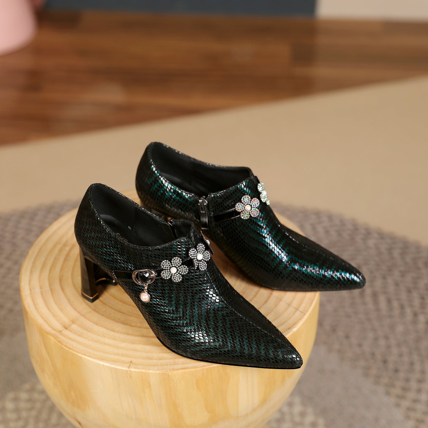 TinaCus Printting Genuine Leather Women's Pointed Toe Handmade Flower Décor Side Zip Up Unique Mid Chunky Heels