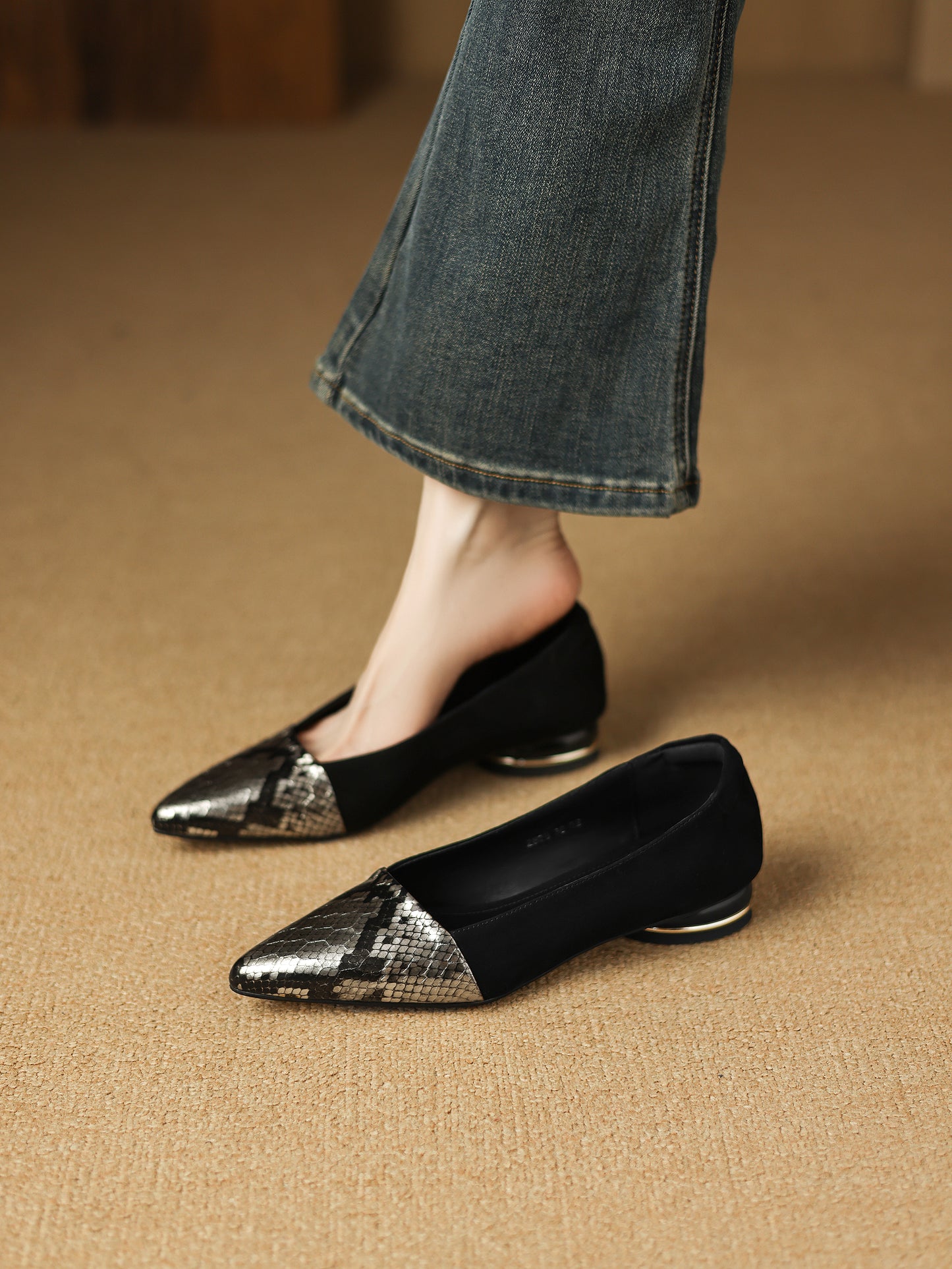 TinaCus Handmade Women's Genuine/Suede Leather Pointed Toe Printed Snakeskin Ballet Flats Shoes