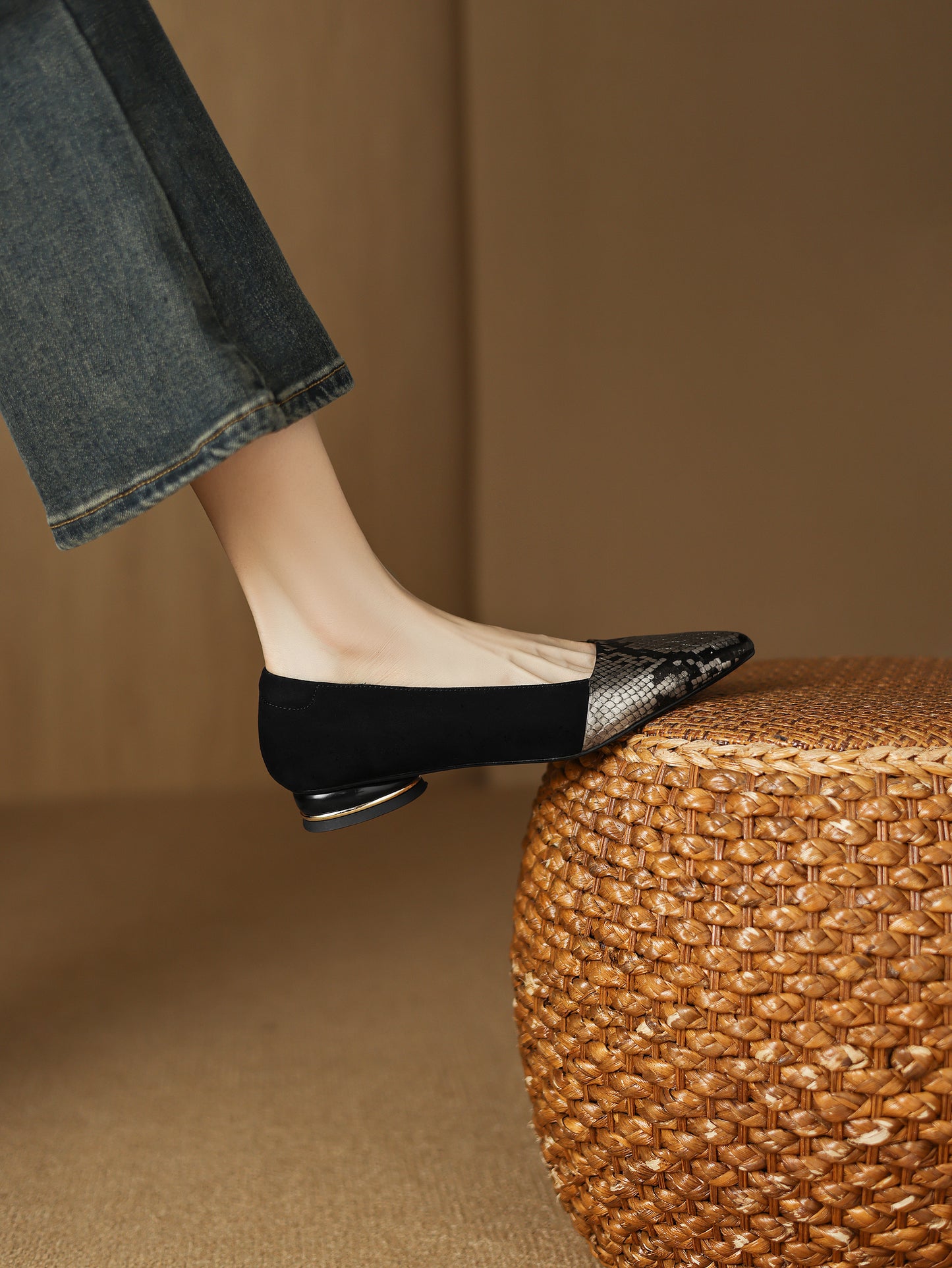 TinaCus Handmade Women's Genuine/Suede Leather Pointed Toe Printed Snakeskin Ballet Flats Shoes