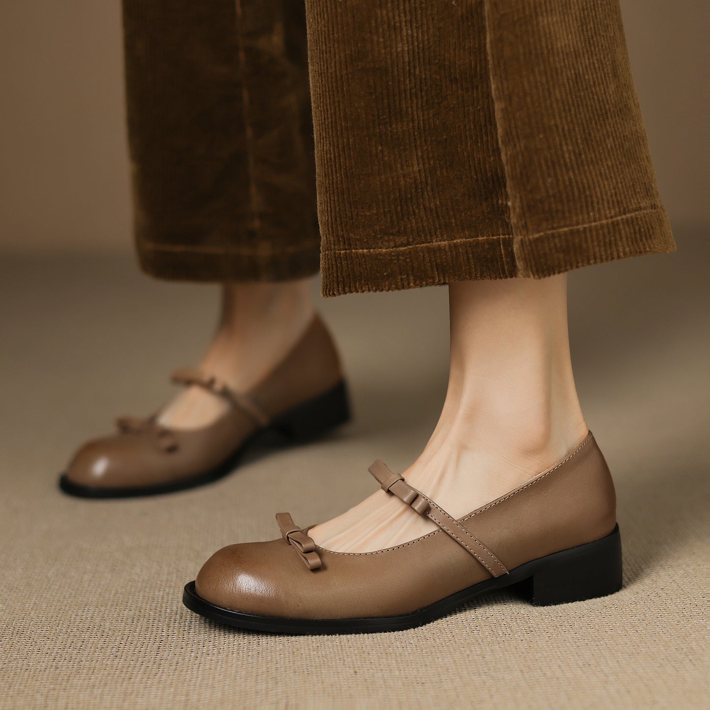 TinaCus Handmade Women's Genuine Leather Round Toe Slip-on Chunky Heel Mary Jane Shoes with Bowknot