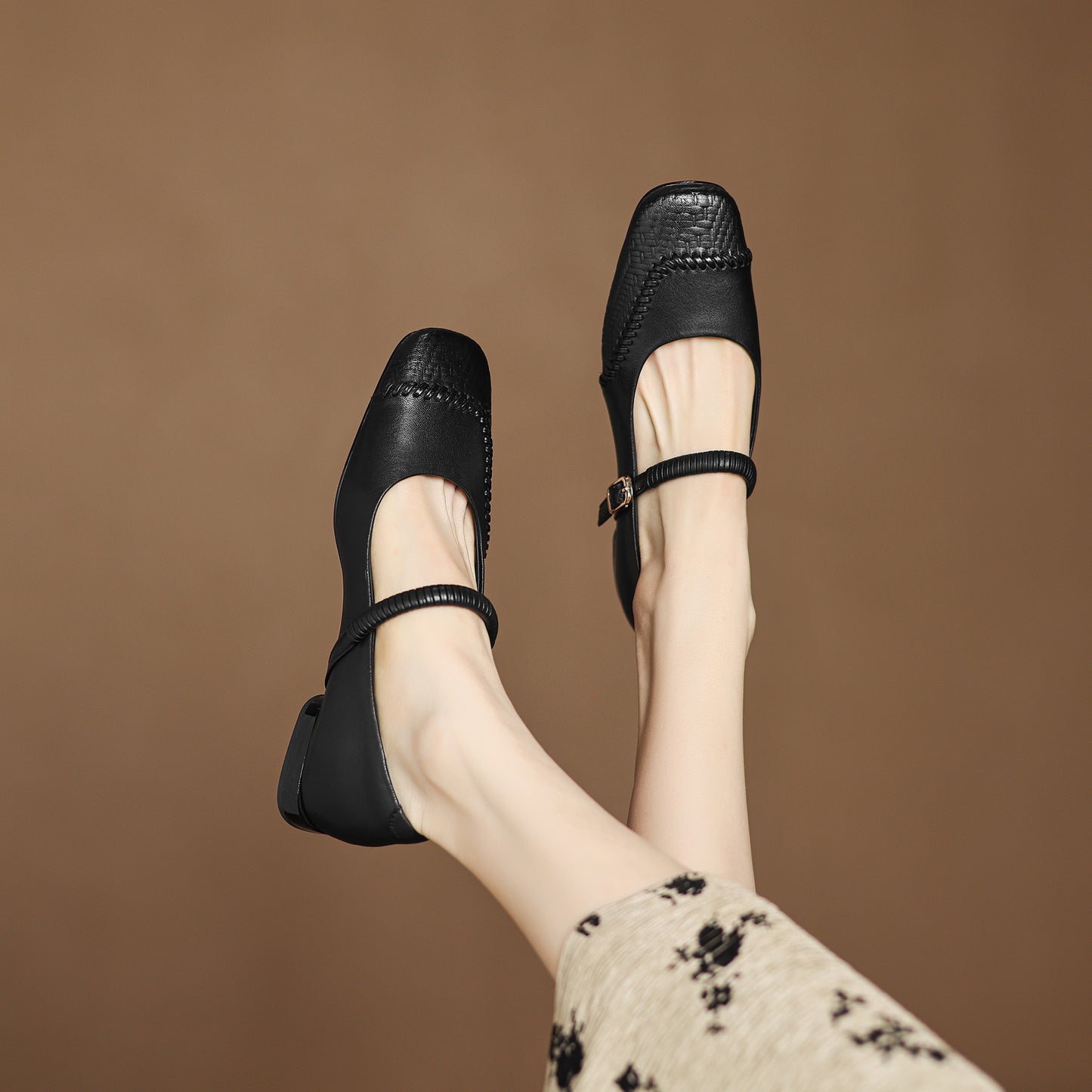 TinaCus Handmade Women's Genuine Leather Square Toe Stitching Adjustable Buckle Mary Jane Shoes