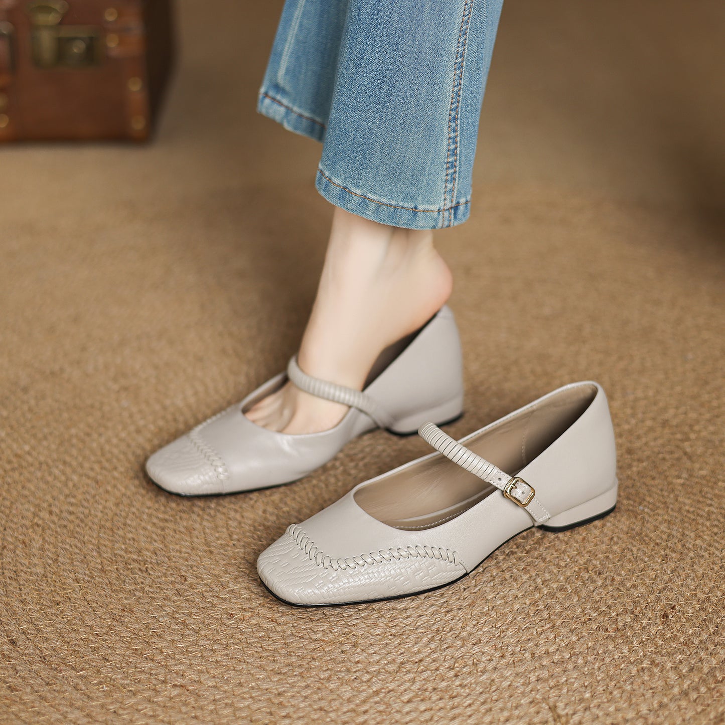 TinaCus Handmade Women's Genuine Leather Square Toe Stitching Adjustable Buckle Mary Jane Shoes