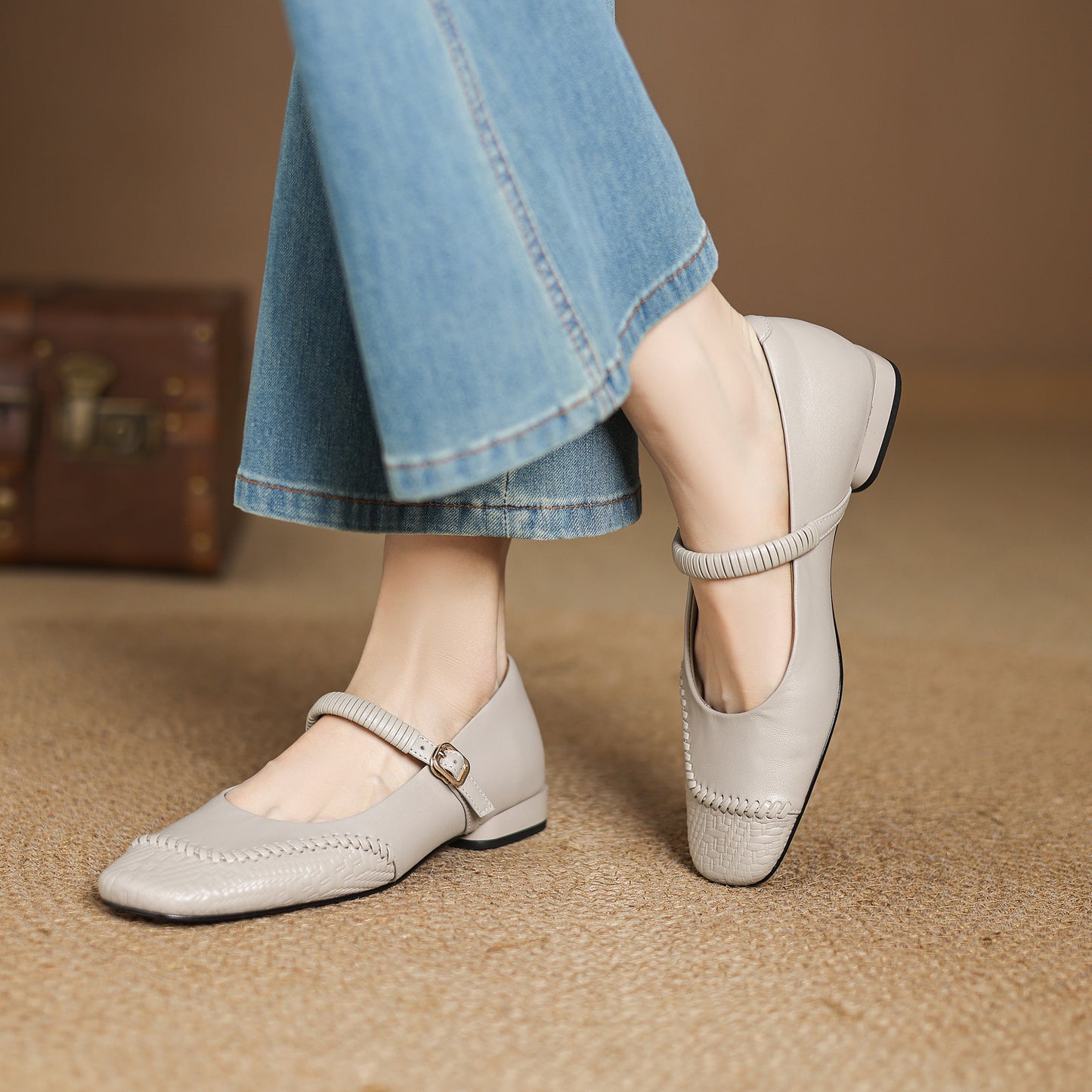 TinaCus Handmade Women's Genuine Leather Square Toe Stitching Adjustable Buckle Mary Jane Shoes