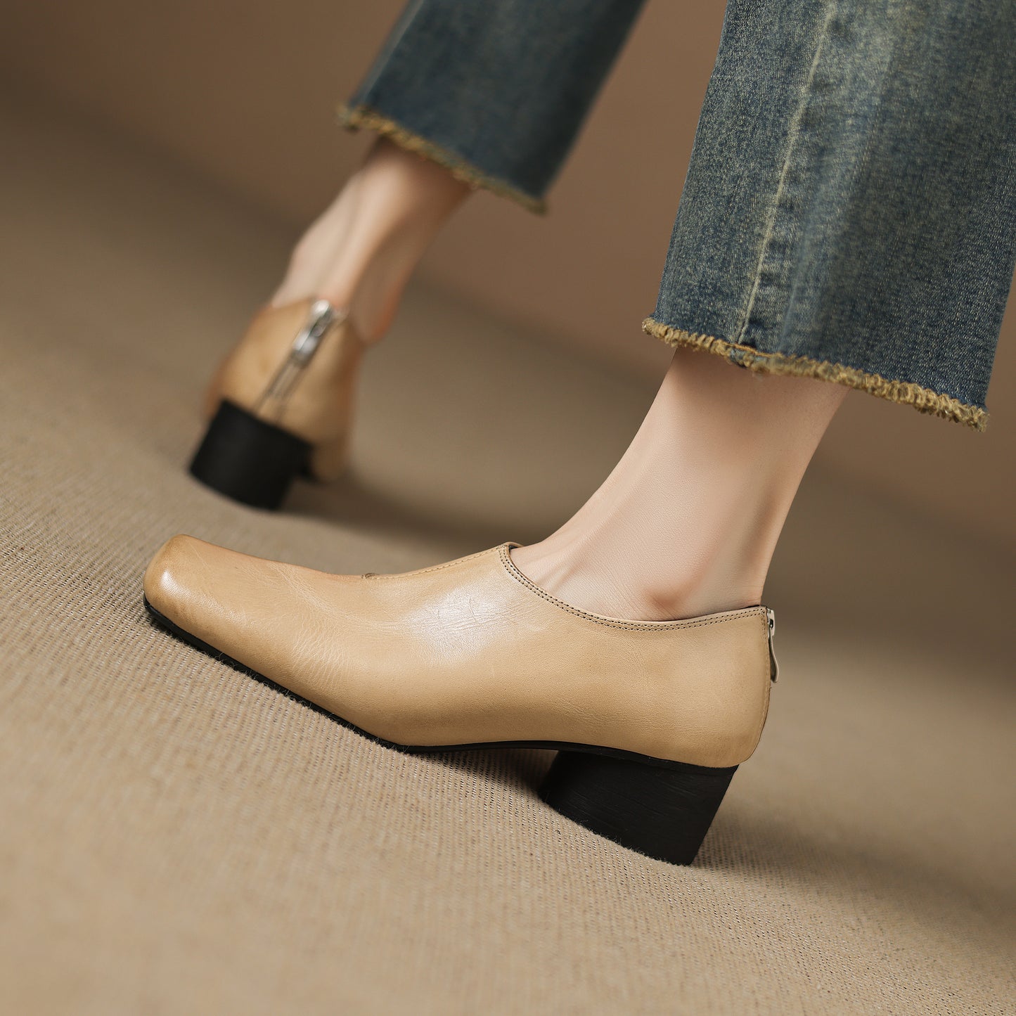 TinaCus Women's Oxford Pumps Handmade Genuine Leather Square Toe Back Zipper Office Business Shoes