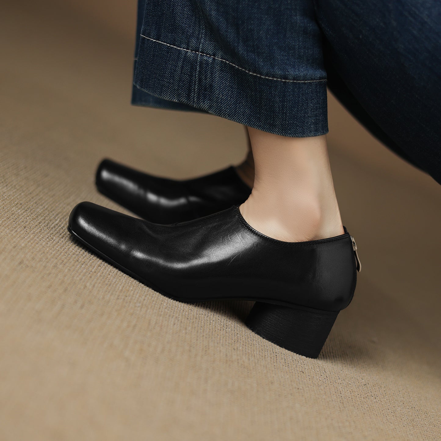 TinaCus Women's Oxford Pumps Handmade Genuine Leather Square Toe Back Zipper Office Business Shoes