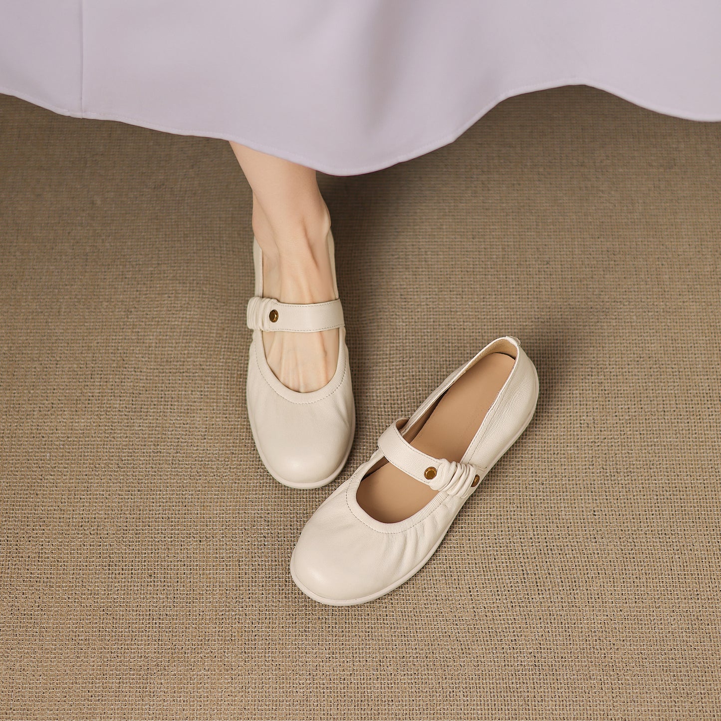 TinaCus Handmade Women's Soft Leather Round Toe Elastic Strap Slip-on Mary Jane