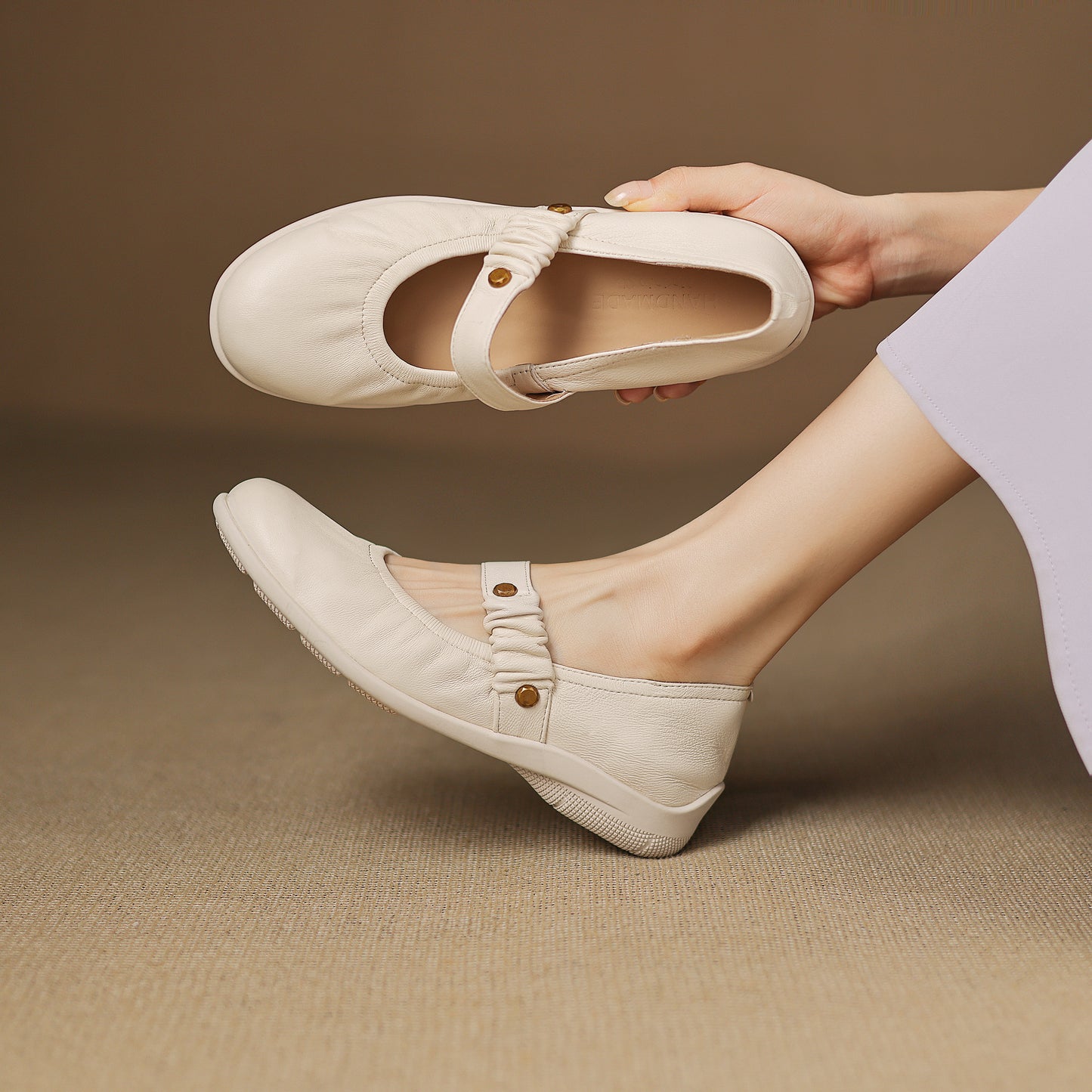 TinaCus Handmade Women's Soft Leather Round Toe Elastic Strap Slip-on Mary Jane