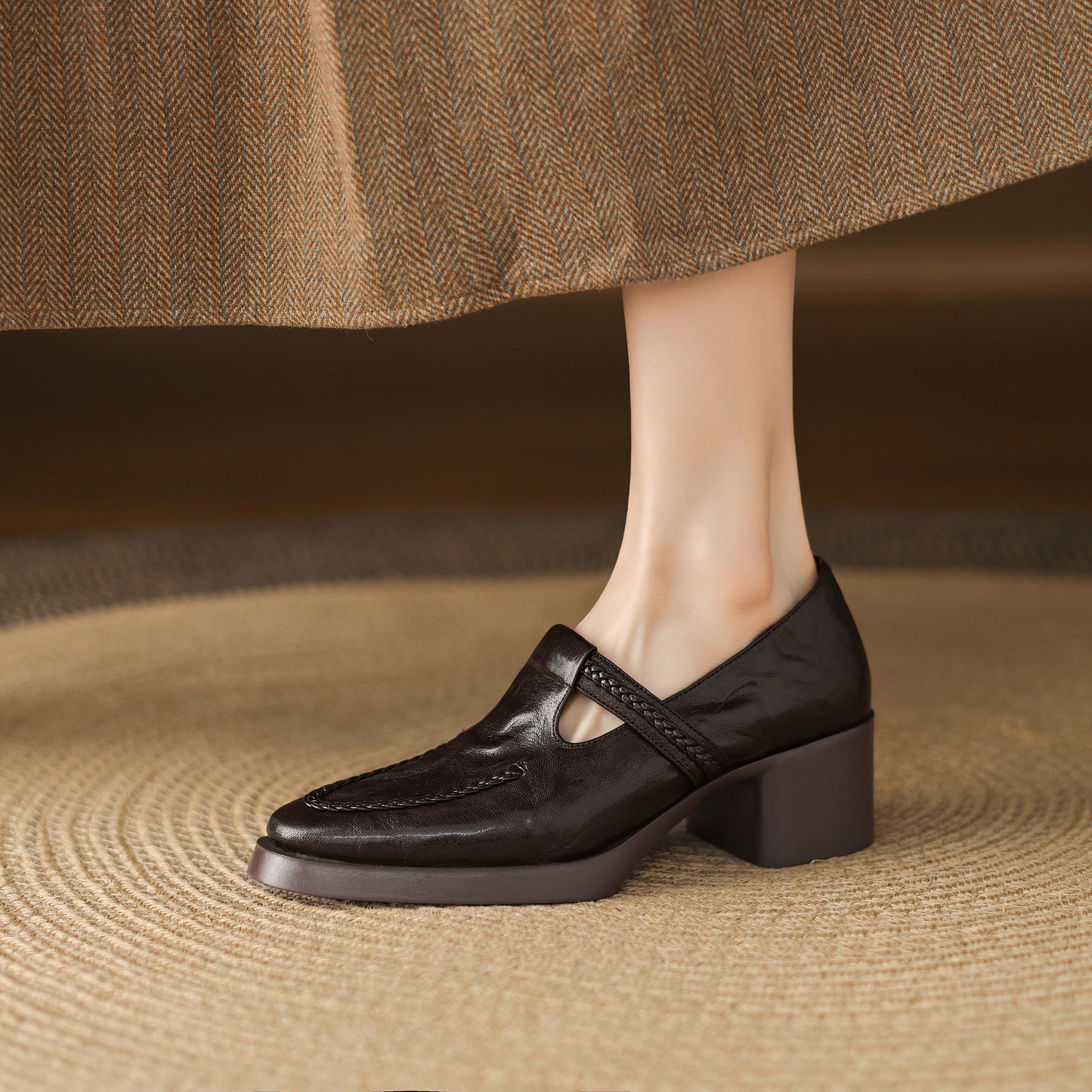 TinaCus Handmade Women's Genuine Leather Round Toe Braided T-Strap Stacked Heel Pump Shoes