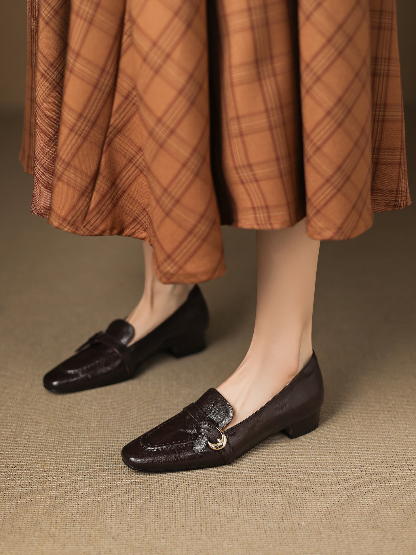 TinaCus Handmade Women's Genuine Leather Closed Toe Slip-on Office Loafer Shoes with Decor Buckle