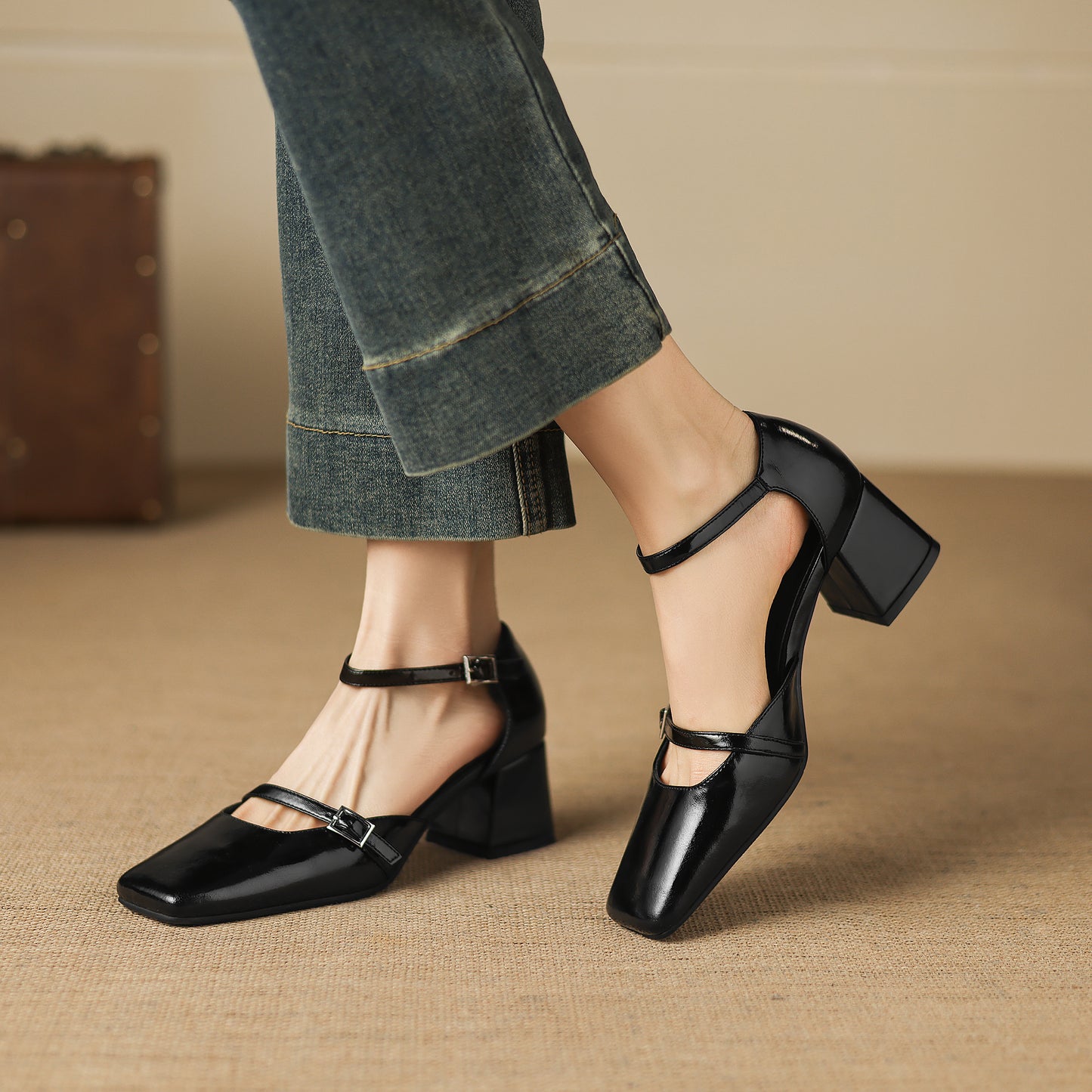 TinaCus Women's Closed Toe Sandals Genuine Leather Handmade Ankle Buckle Straps Dressy Mary Jane Shoes