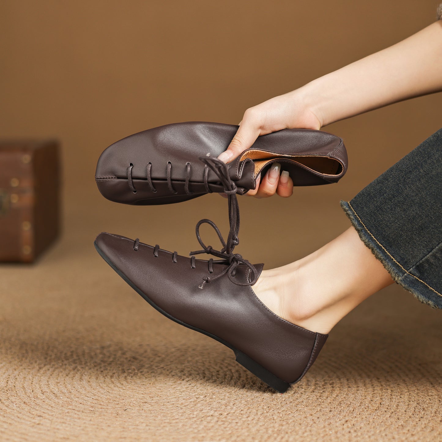 TinaCus Women's Lace-up Loafers Handmade Soft Leather Square Toe Daily Work Business Casual Flats