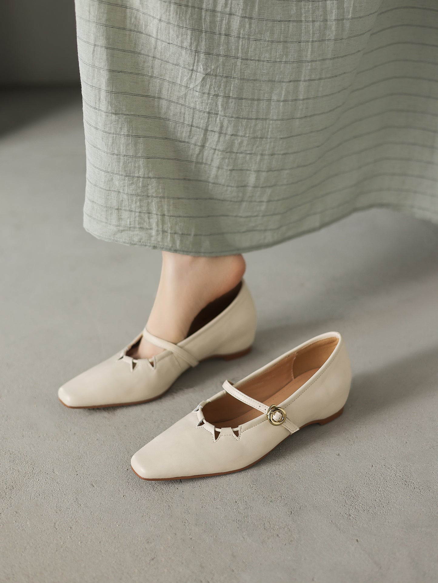 TinaCus Handmade Women's Genuine Leather Comfortable Square Toe Adjustable Buckle Dress Mary Jane Flats Shoes