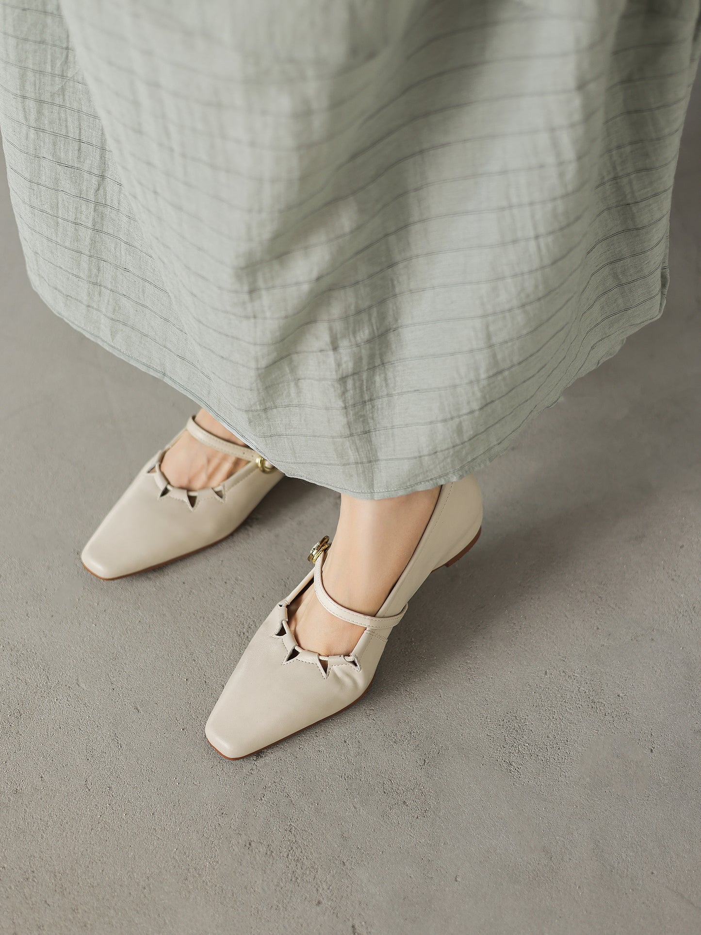 TinaCus Handmade Women's Genuine Leather Comfortable Square Toe Adjustable Buckle Dress Mary Jane Flats Shoes