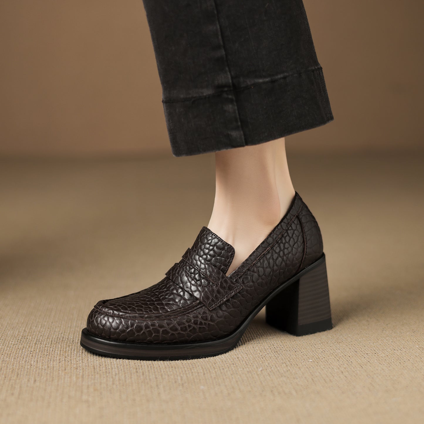 TinaCus Women's Penny Loafer Handmade Embossed Leather Round Toe Block High Heel Office Business Pump Shoes