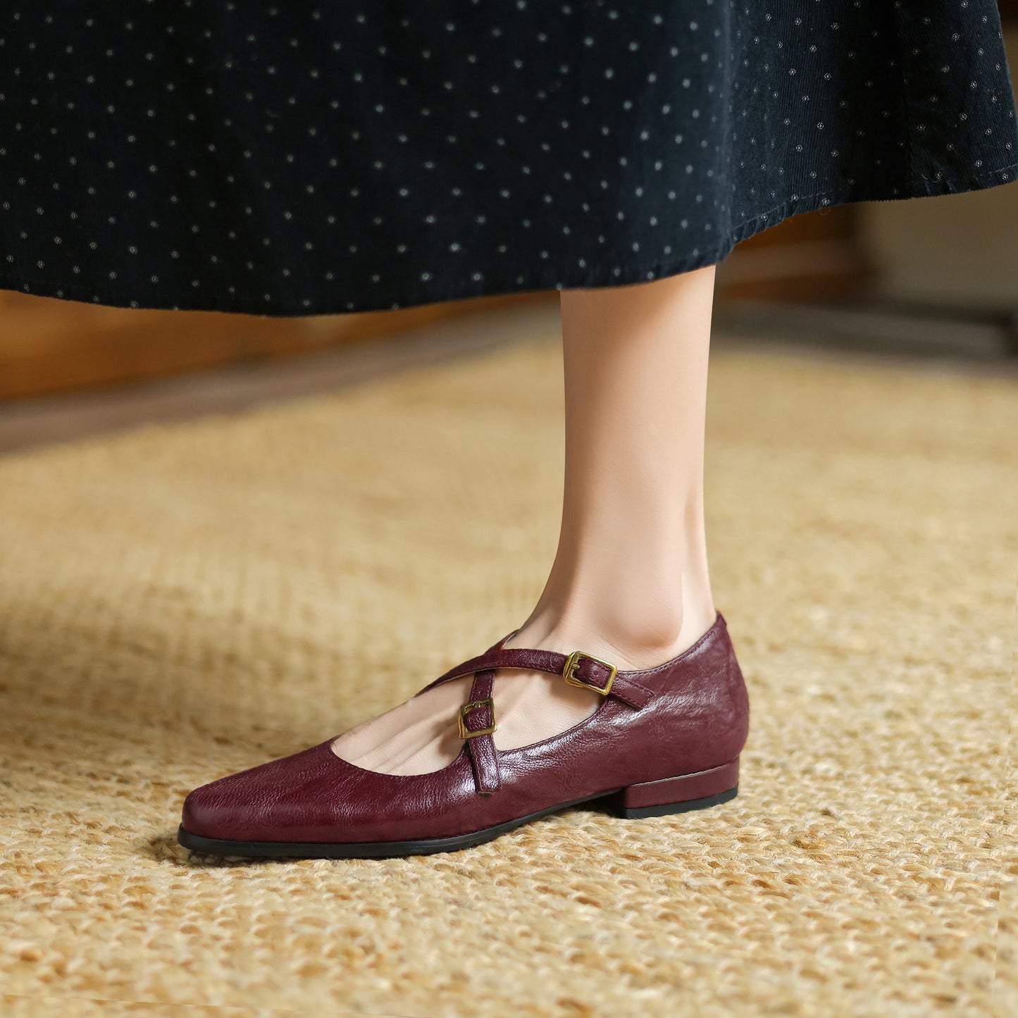 TinaCus Handmade Women's Genuine Leather Round Toe Metal Crossover Buckle Classic Mary Jane Flats