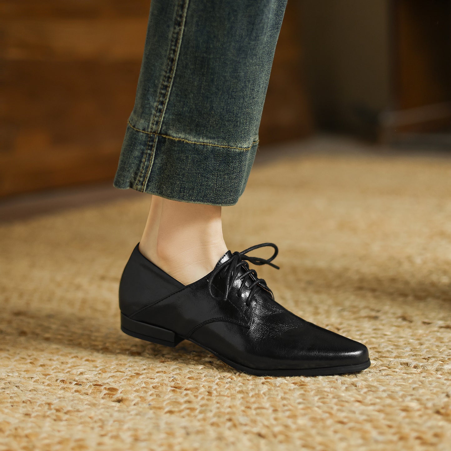 TinaCus Handmade Women's Genuine Leather Pointed Toe Lace-up Classic Oxford Flats