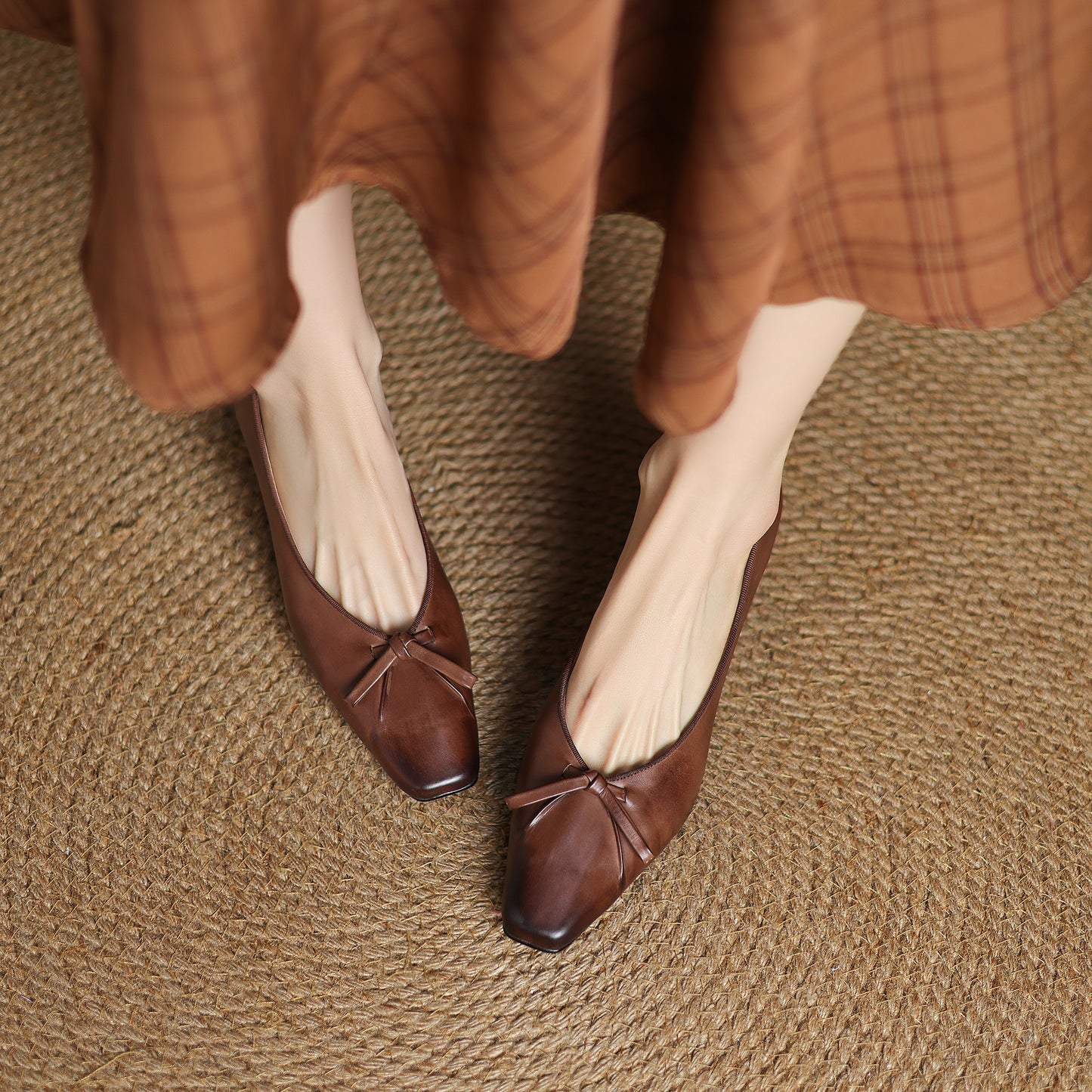 TinaCus Handmade Women's Genuine Leather Square Toe Slip On Low Kitten Heel Pumps with Bowknot