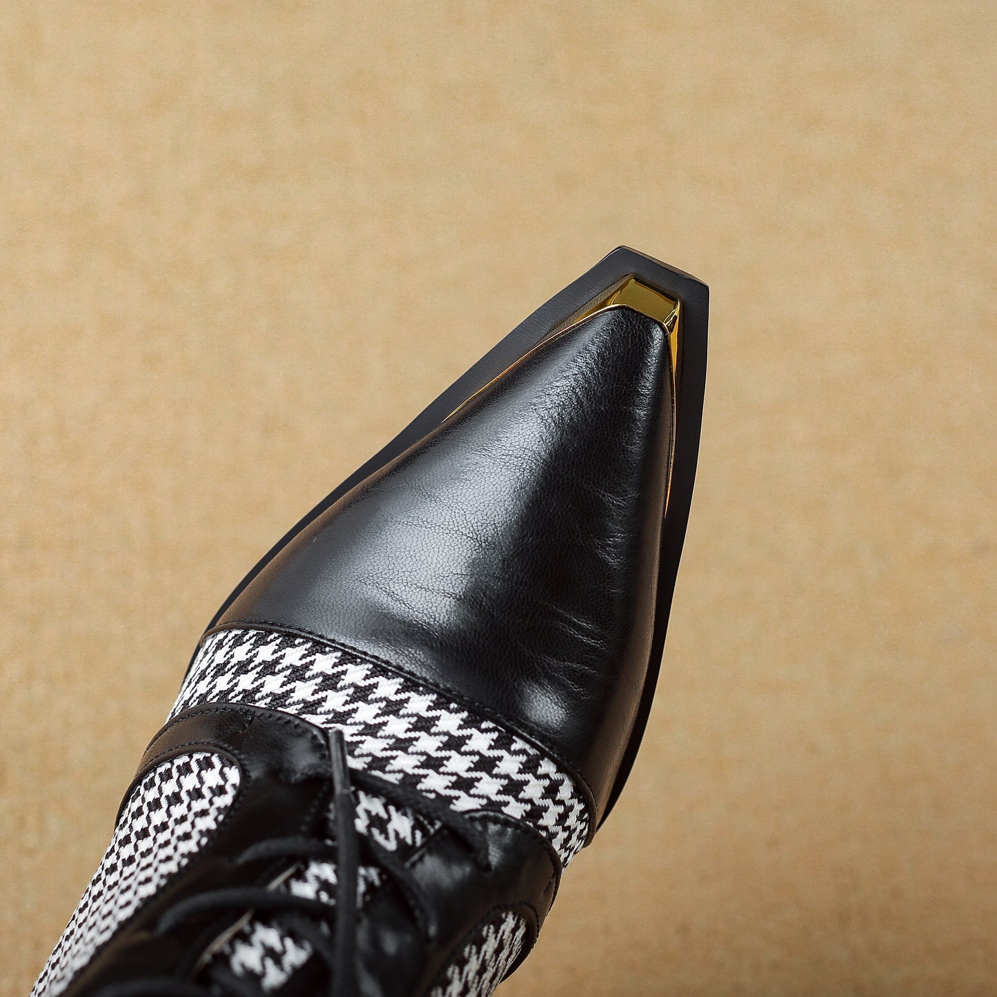 TinaCus Women's Pointed Toe Handmade Selftie Genuine Leather with Houndstooth High Heels Zip up Ankle Boots