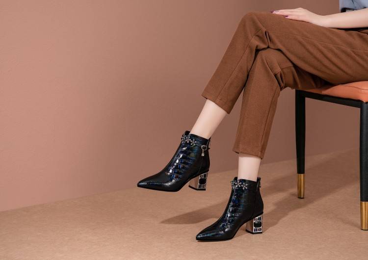 TinaCus Handmade Genuine Leather Crystal-Heel Leather Ankle Boots