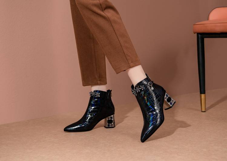 TinaCus Handmade Genuine Leather Crystal-Heel Leather Ankle Boots
