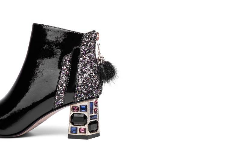 TinaCus Women's Patent Leather Handmade Crystal Mid Chunky Heel Back Zipper Pointed Toe Plus-Size Ankle Boots