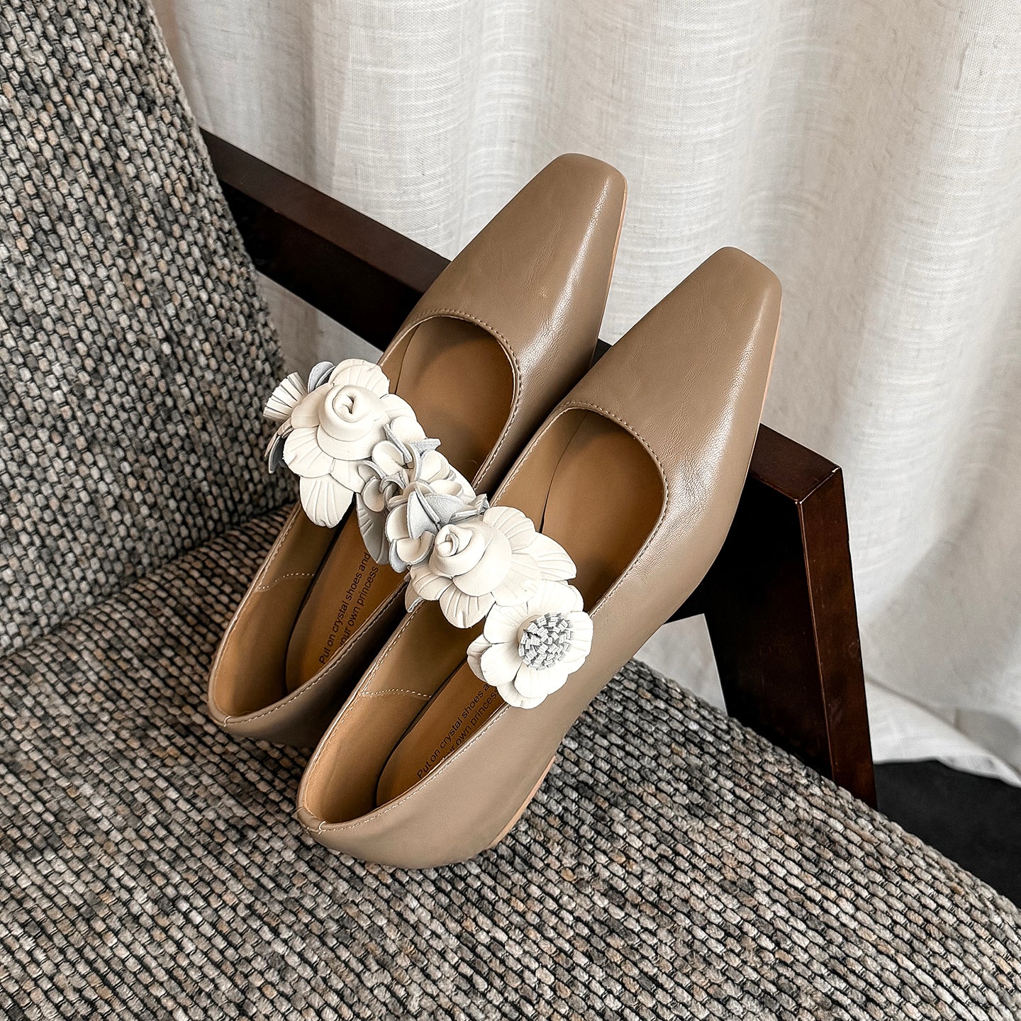 TinaCus Women's Leather Ballet Shoes Handmade Square Toe Flowers Slip On Pumps Casual Dress Party