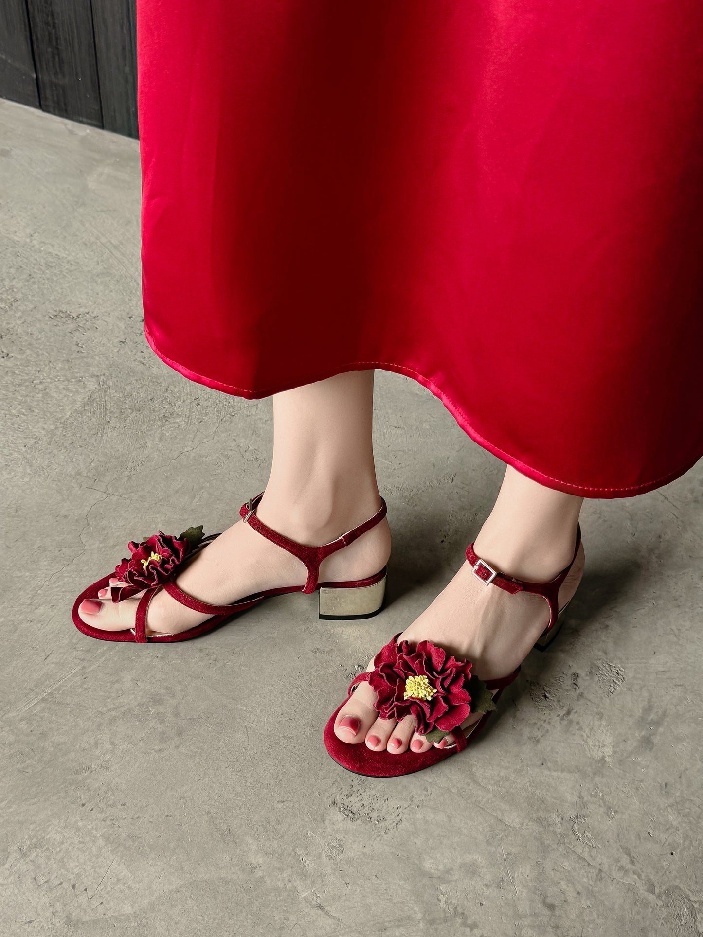 TinaCus Women's Leather Sandals Handmade Floral Chunky Heel Dress Pumps Daily Party