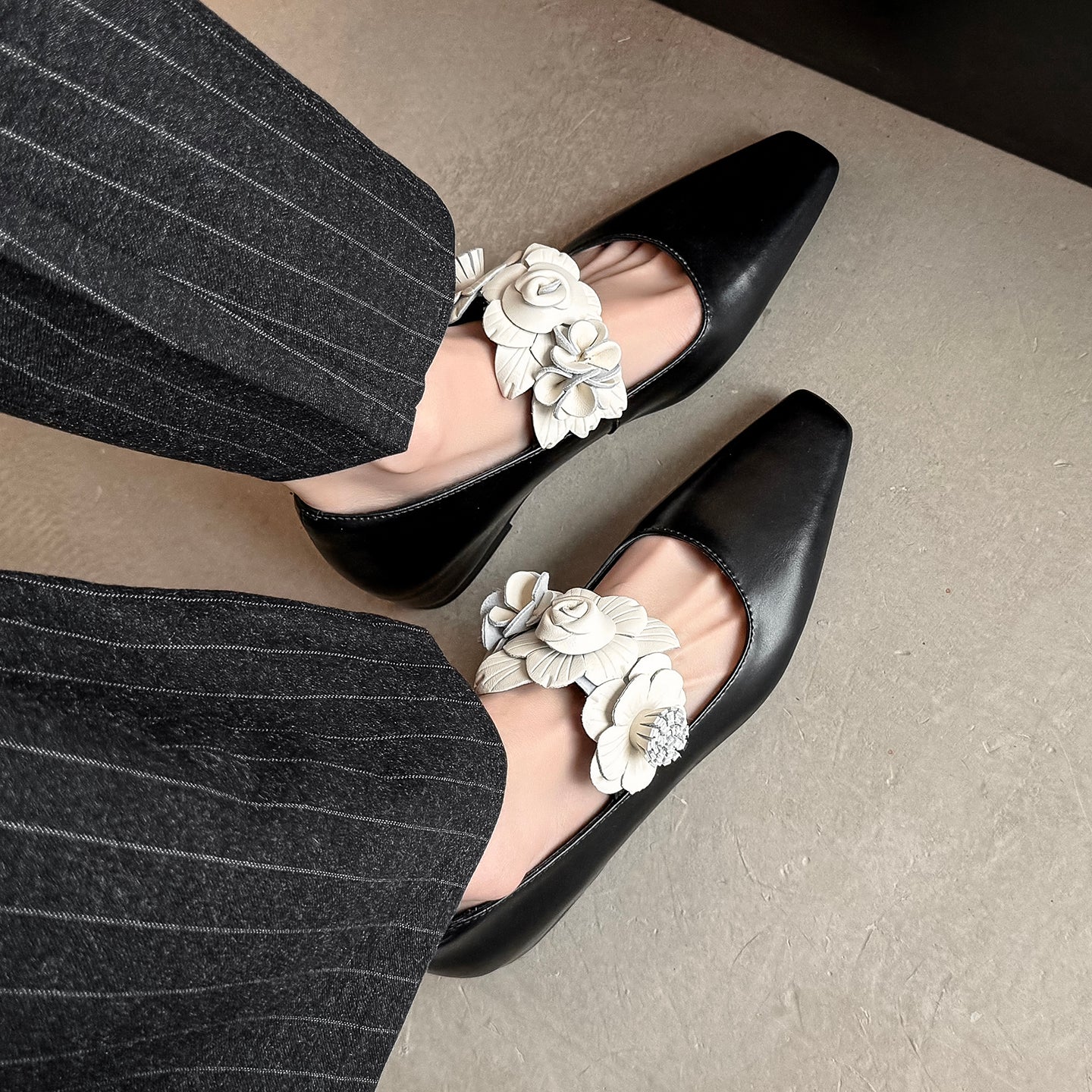 TinaCus Women's Leather Ballet Shoes Handmade Square Toe Flowers Slip On Pumps Casual Dress Party