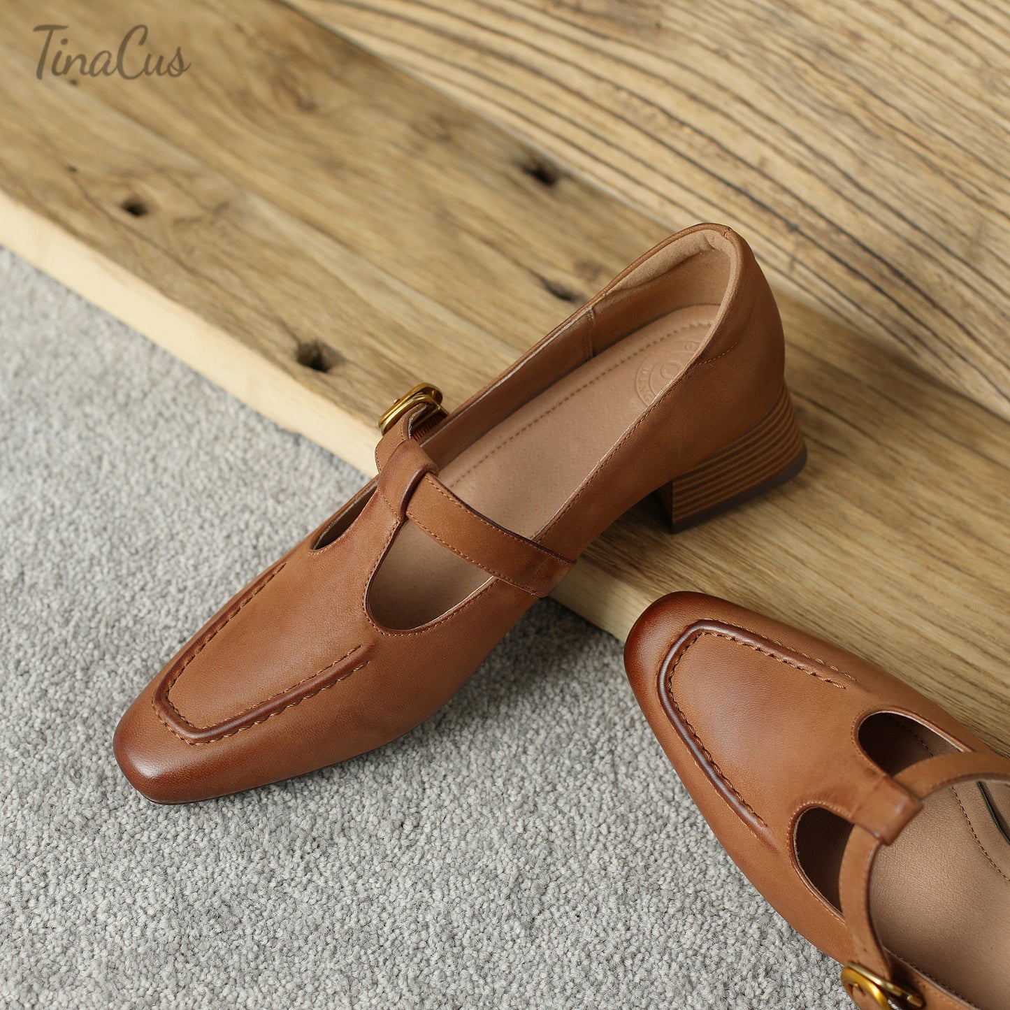 TinaCus Women's Handmade Genuine Leather Chunky Heel T-Strap Buckle Pumps