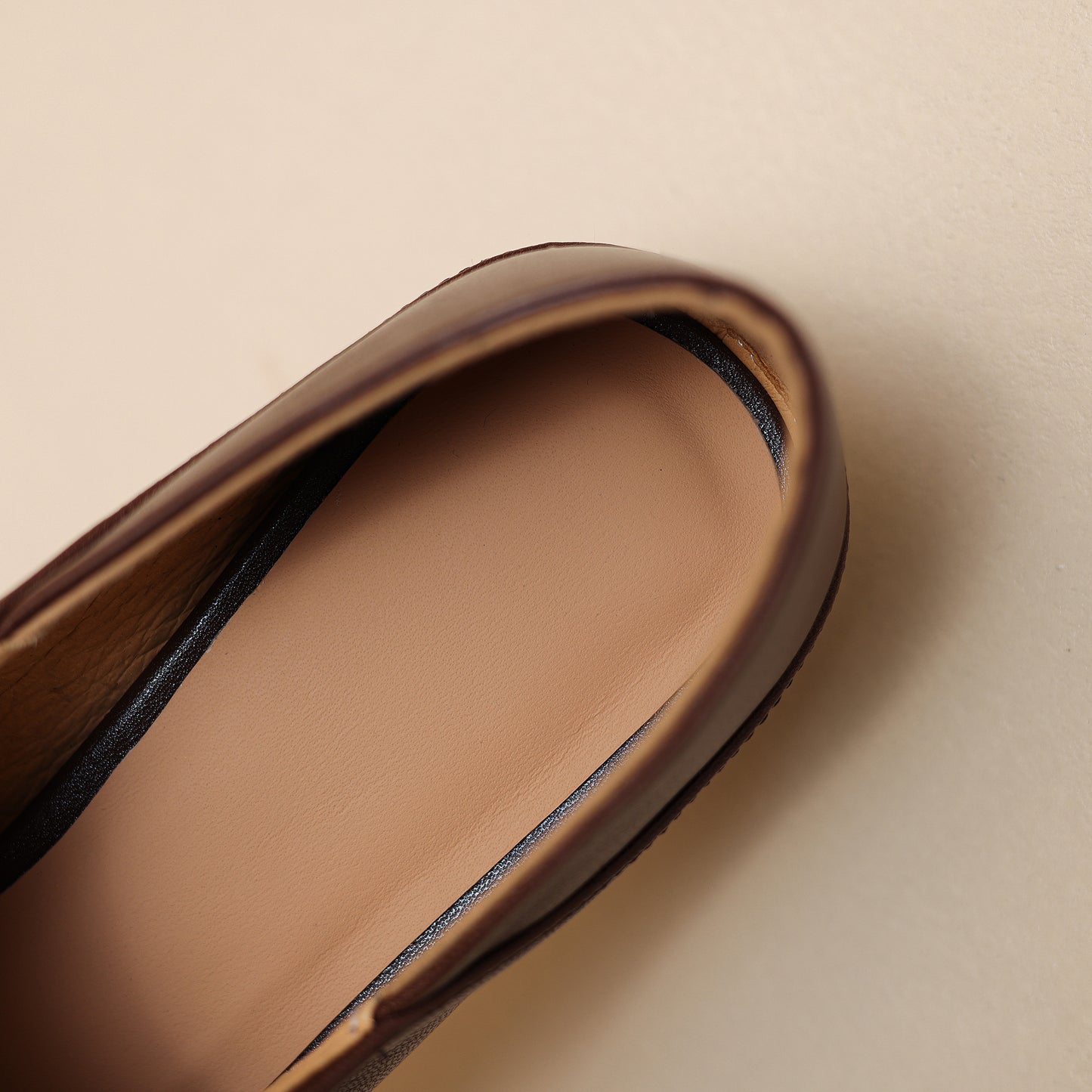 TinaCus Genuine Leather Women's Pointed Toe Kitten Heels Handmade Slip On Pumps Shoes