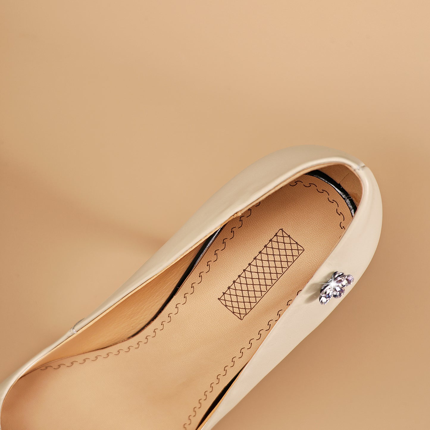 TinaCus Handmade Women's Genuine/Patent Leather Rhinetone Flower Pointed Toe Sexy Stiletto Heel Pump Shoes