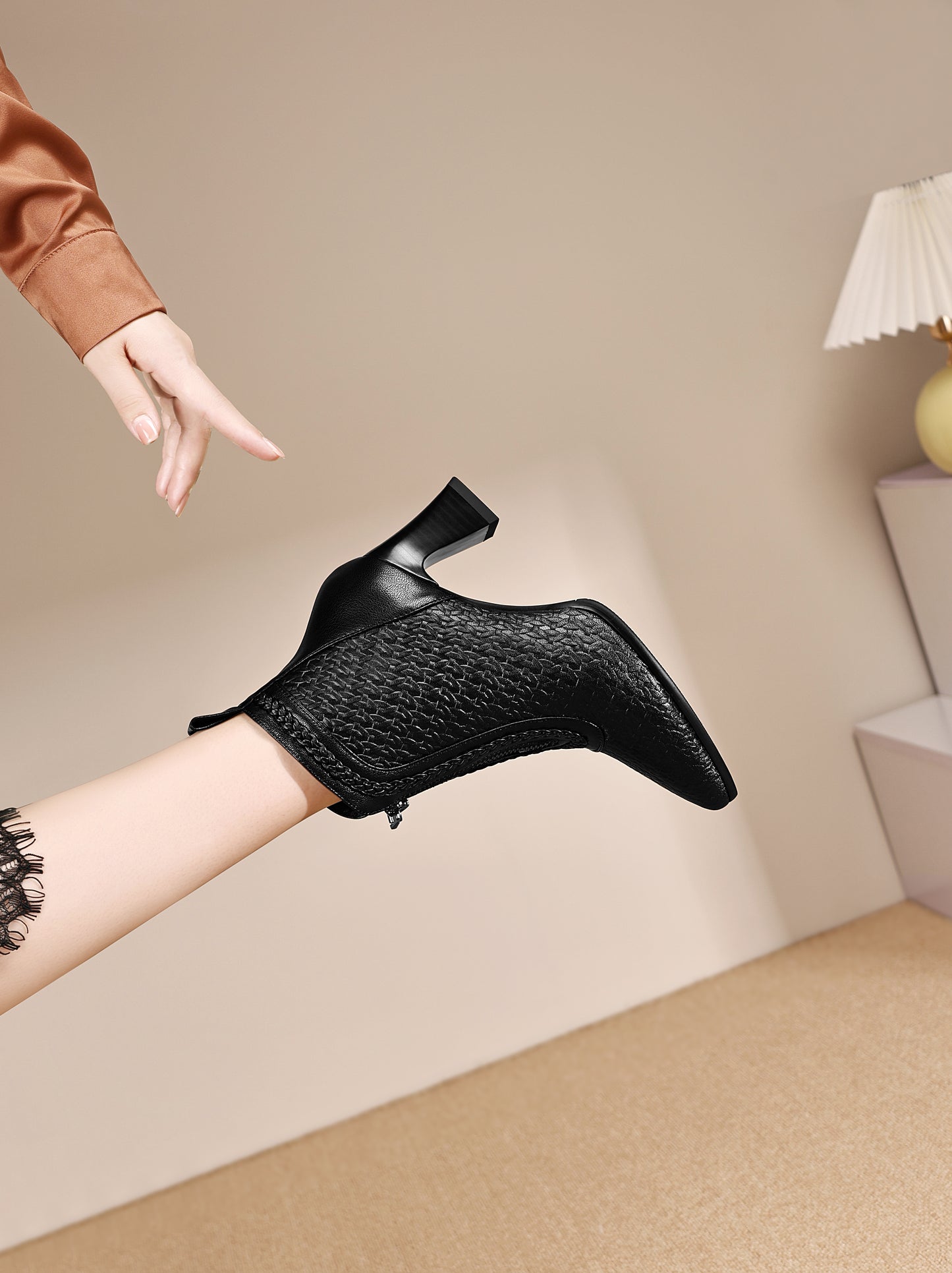 TinaCus Women's Genuine Leather Handmade Embossed Front Zipper Pointed Toe Spool Low Heel Ankle Booties