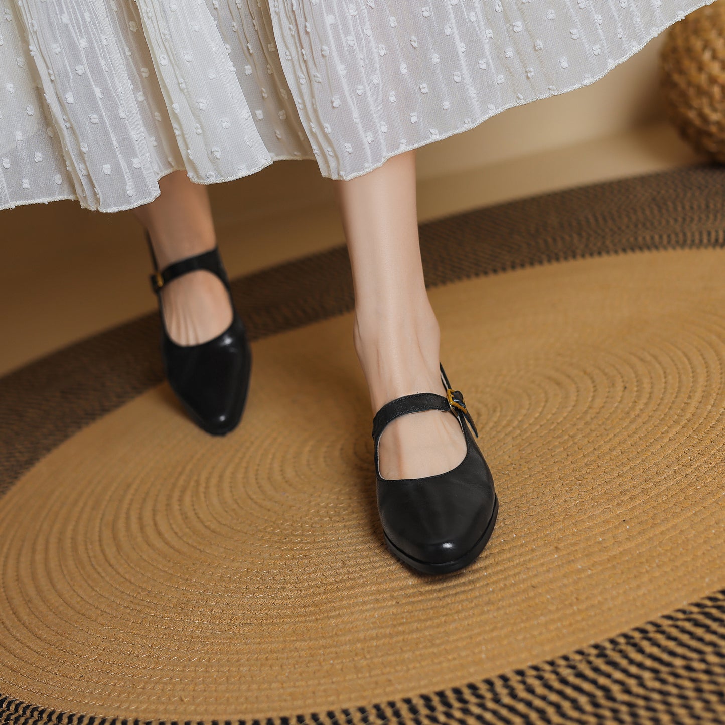 TinaCus Handmade Women's Genuine Leather Round Toe Buckle Classic Mary Jane Flats Shoes