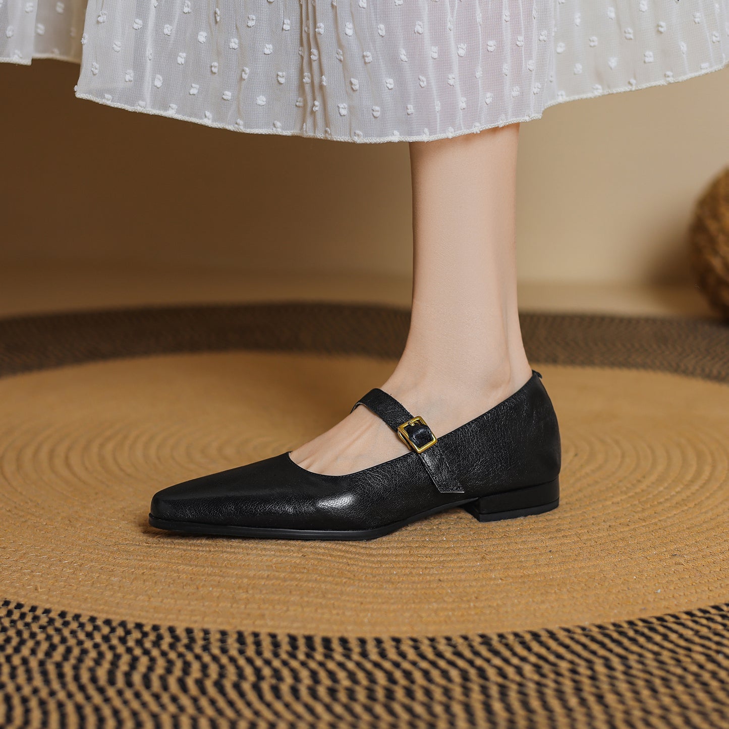 TinaCus Handmade Women's Genuine Leather Round Toe Buckle Classic Mary Jane Flats Shoes